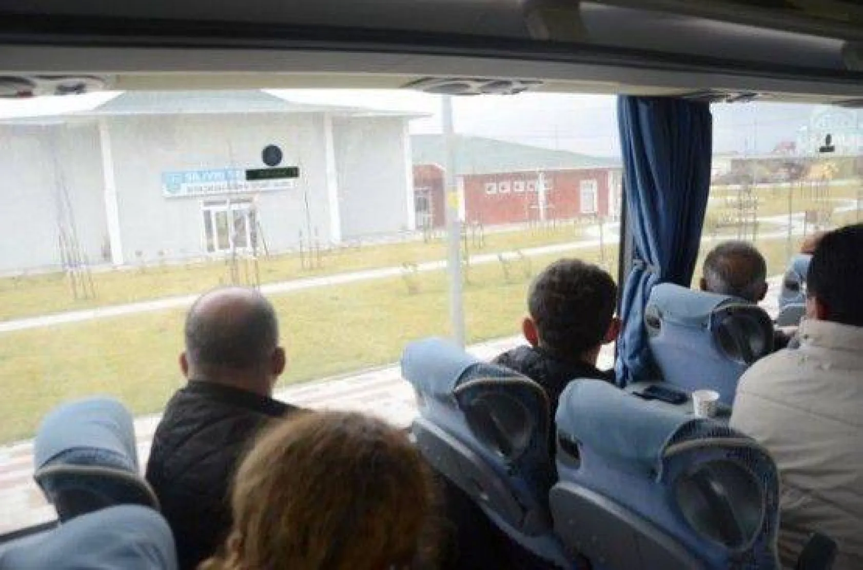 Işıklar Ekibiyle Birlikte İlçeyi Mahalle Mahalle D