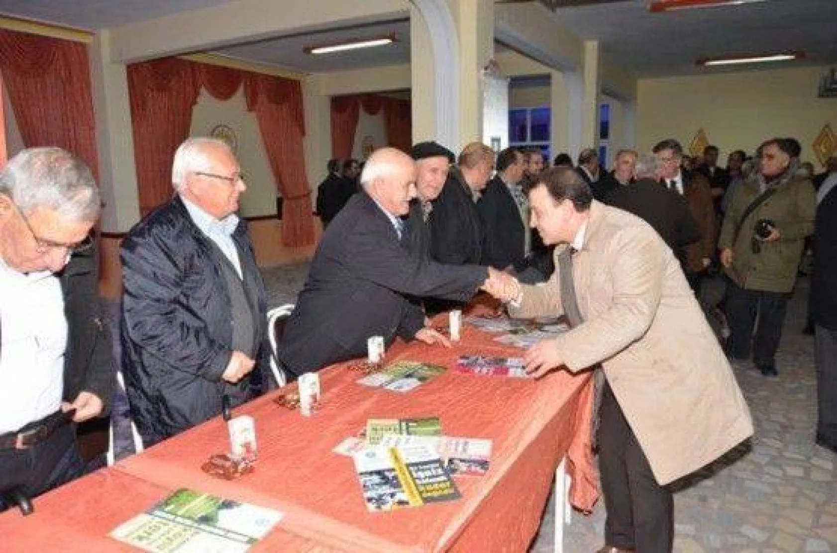 Değirmenköy'de Halk Toplantısı Gerçekleşti