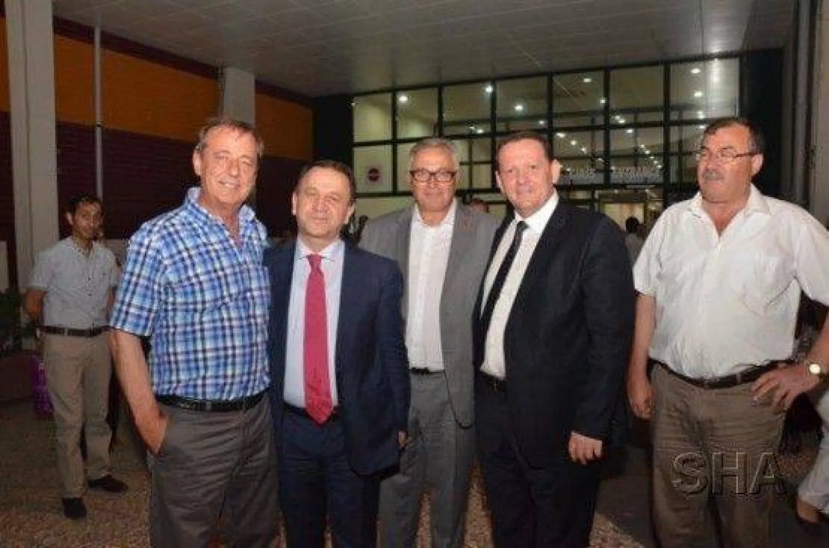 Komşu İlçelere Işıklar Desteği