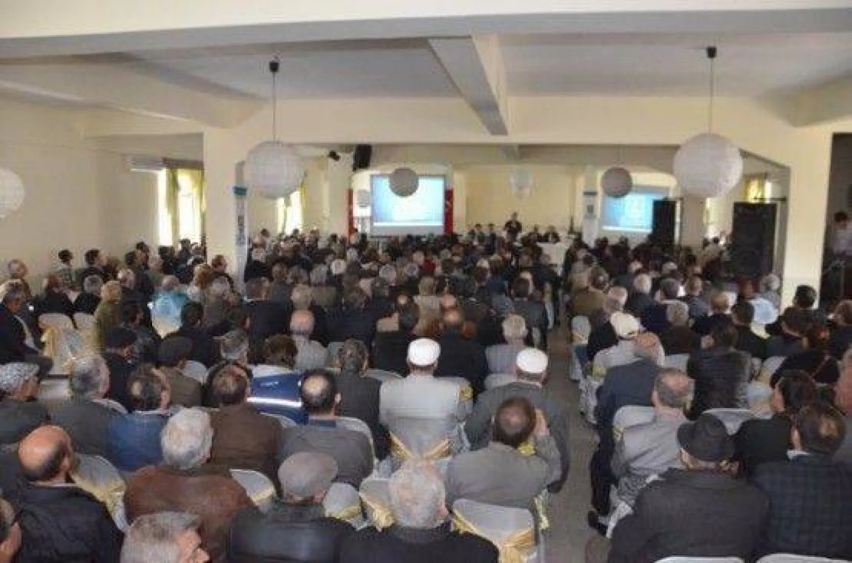 Selimpaşalılar Plan Toplantısında Işıklar'a Teşekk