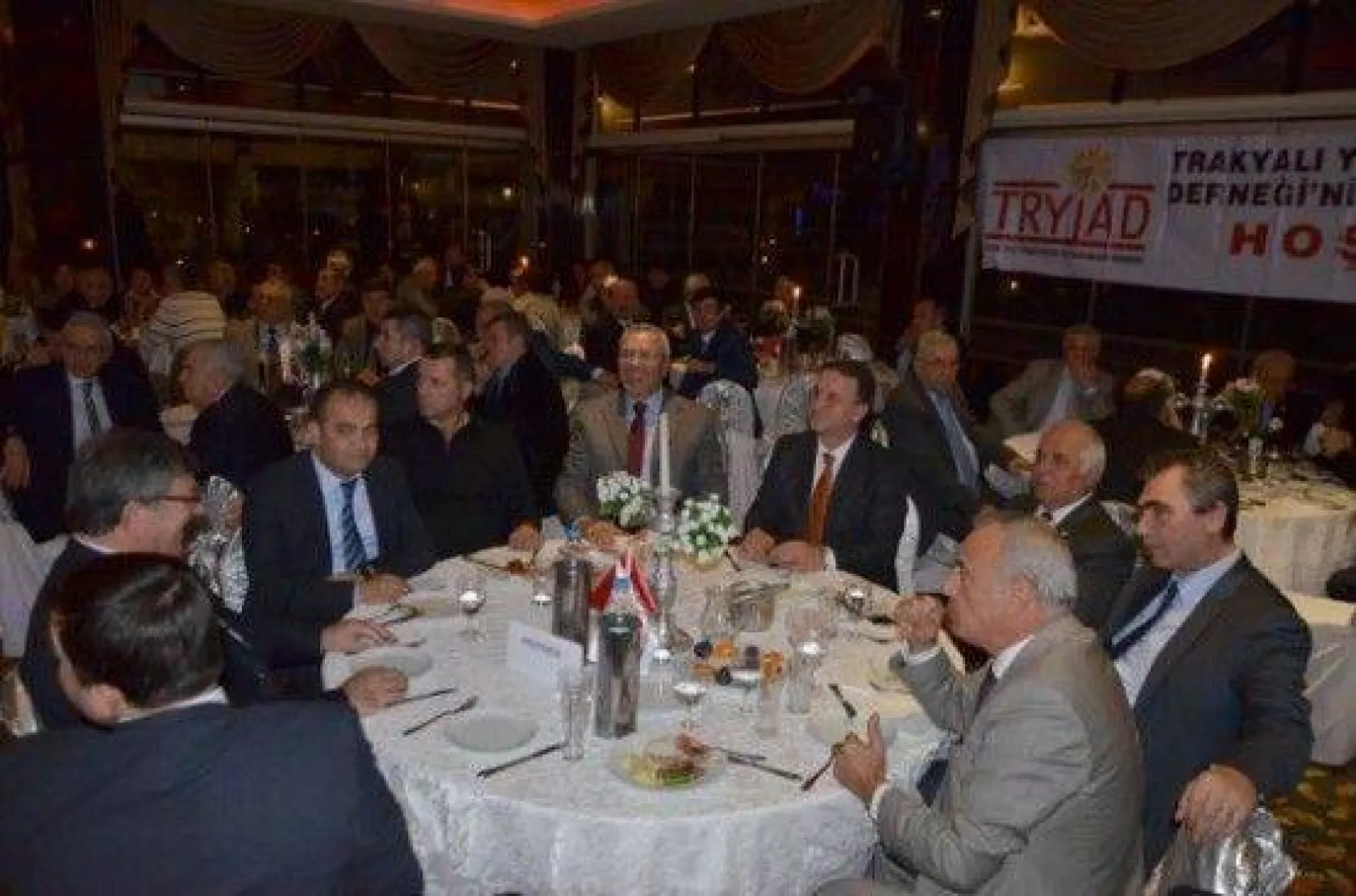 Işıklar Tunceli Eğitim Gönüllüleri Yemeğine Katıldı