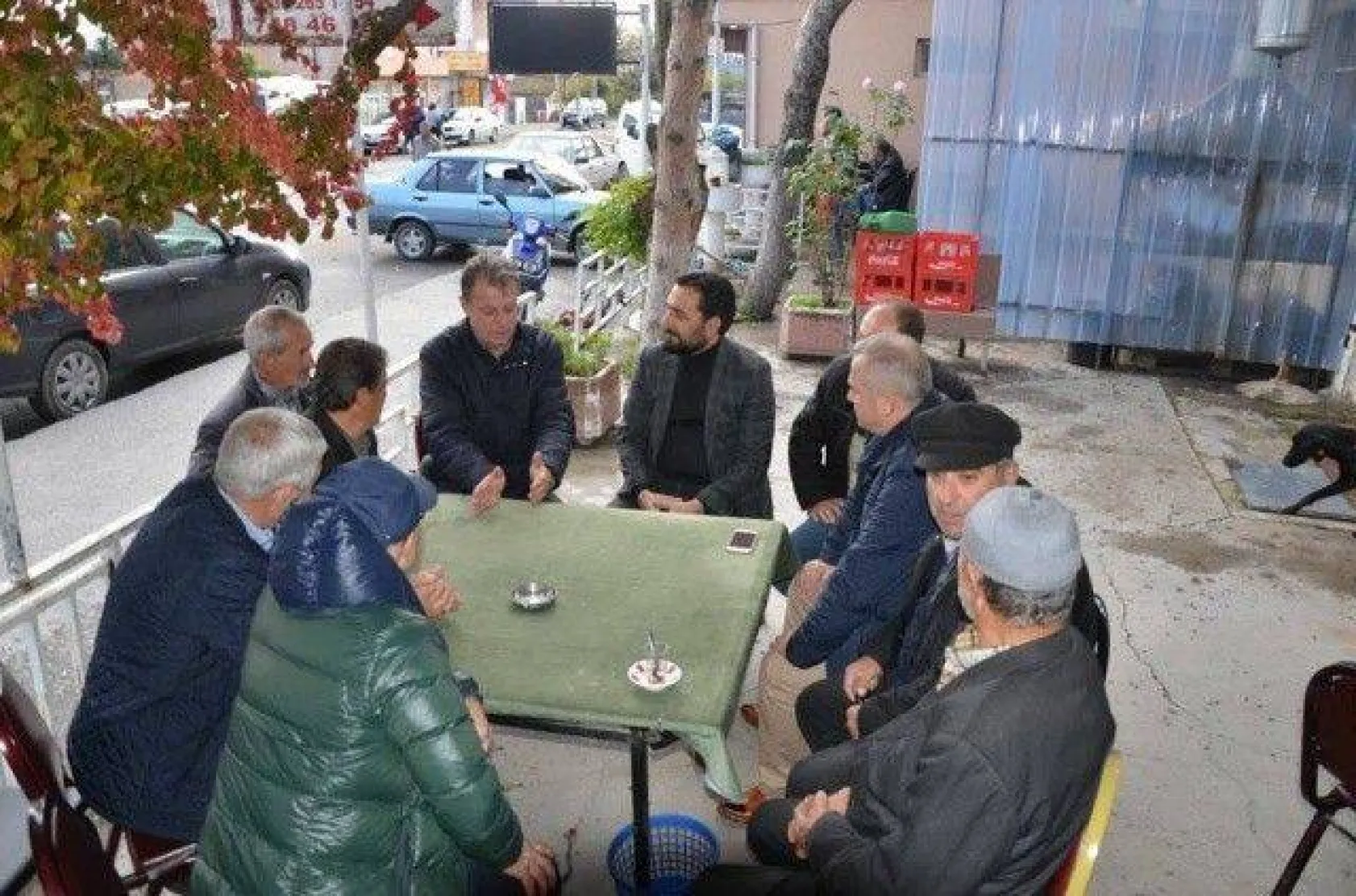 AK Parti hafta sonunu boş geçirmedi