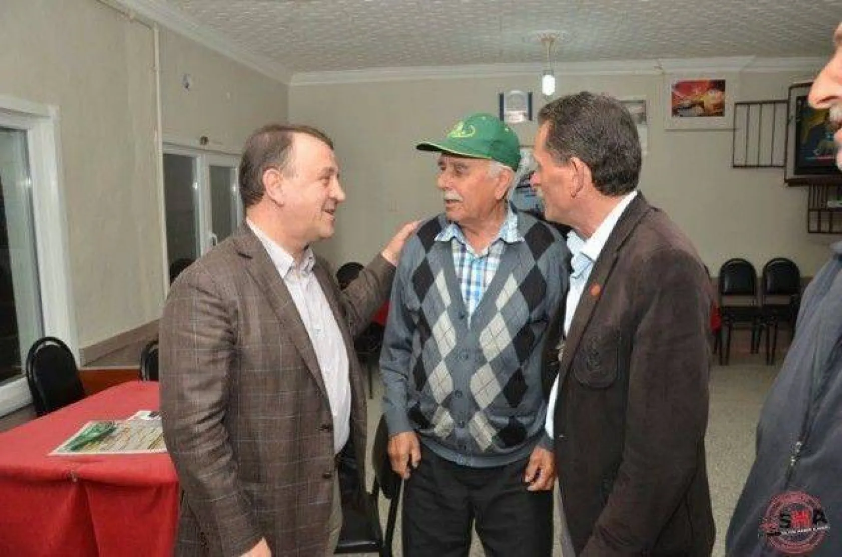 CHP'ye Kadıköy ve Gazitepe'de Sevgi Seli