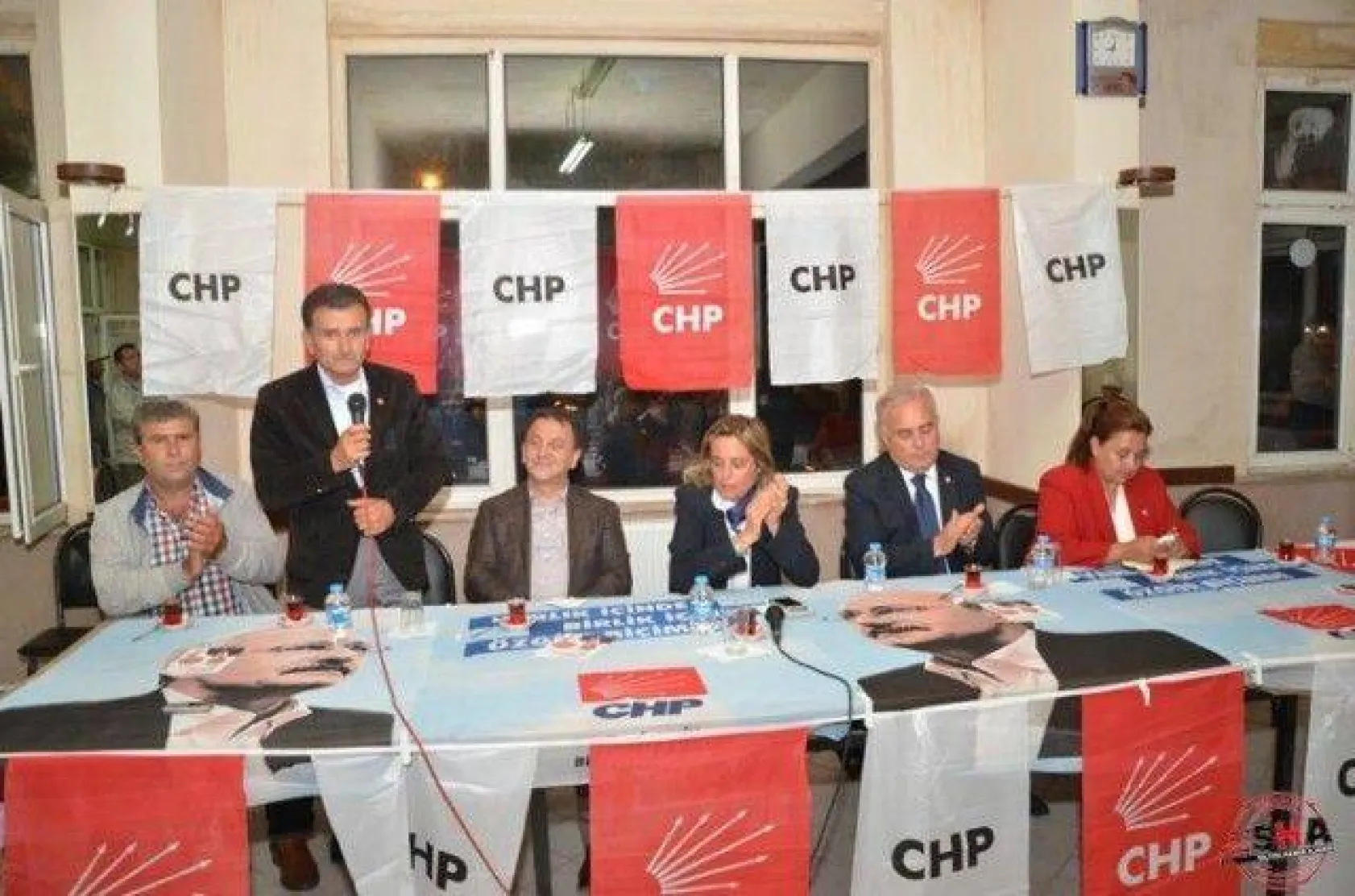 CHP'ye Kadıköy ve Gazitepe'de Sevgi Seli