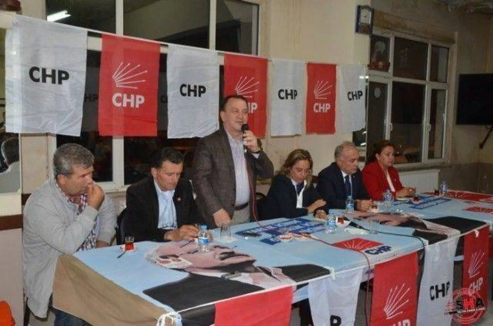 CHP'ye Kadıköy ve Gazitepe'de Sevgi Seli