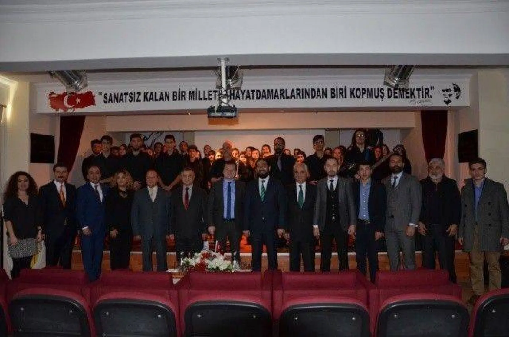Öğrencilerden Mevlâna haftasına özel program