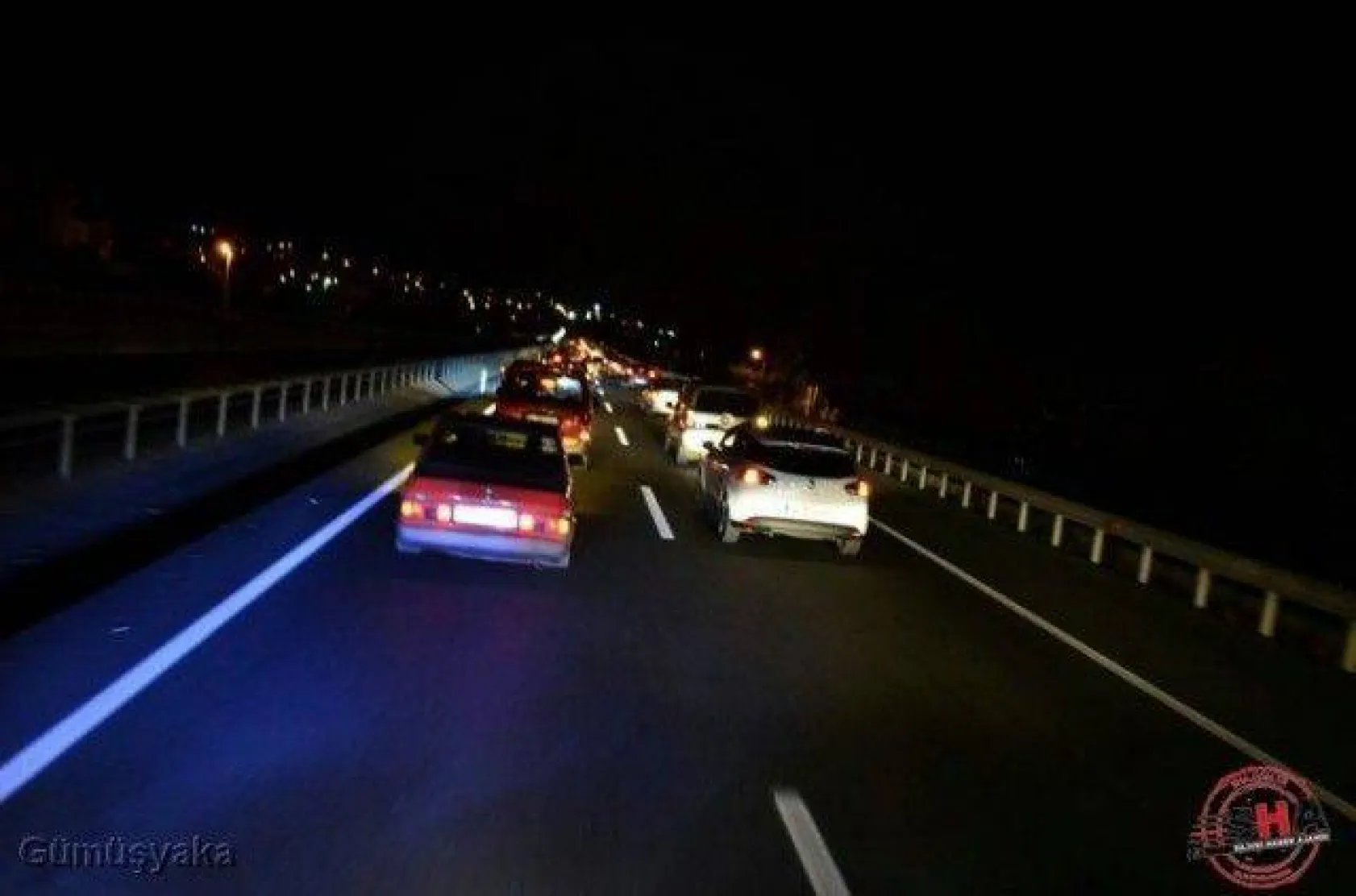 Silivri tek yürek oldu teröre lanet yağdırdı