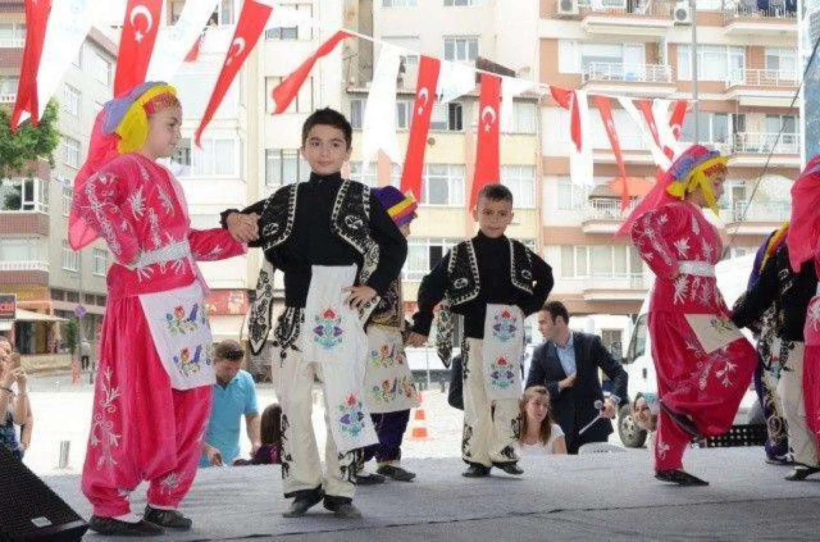Silivri'de Mezuniyet Coşkusu