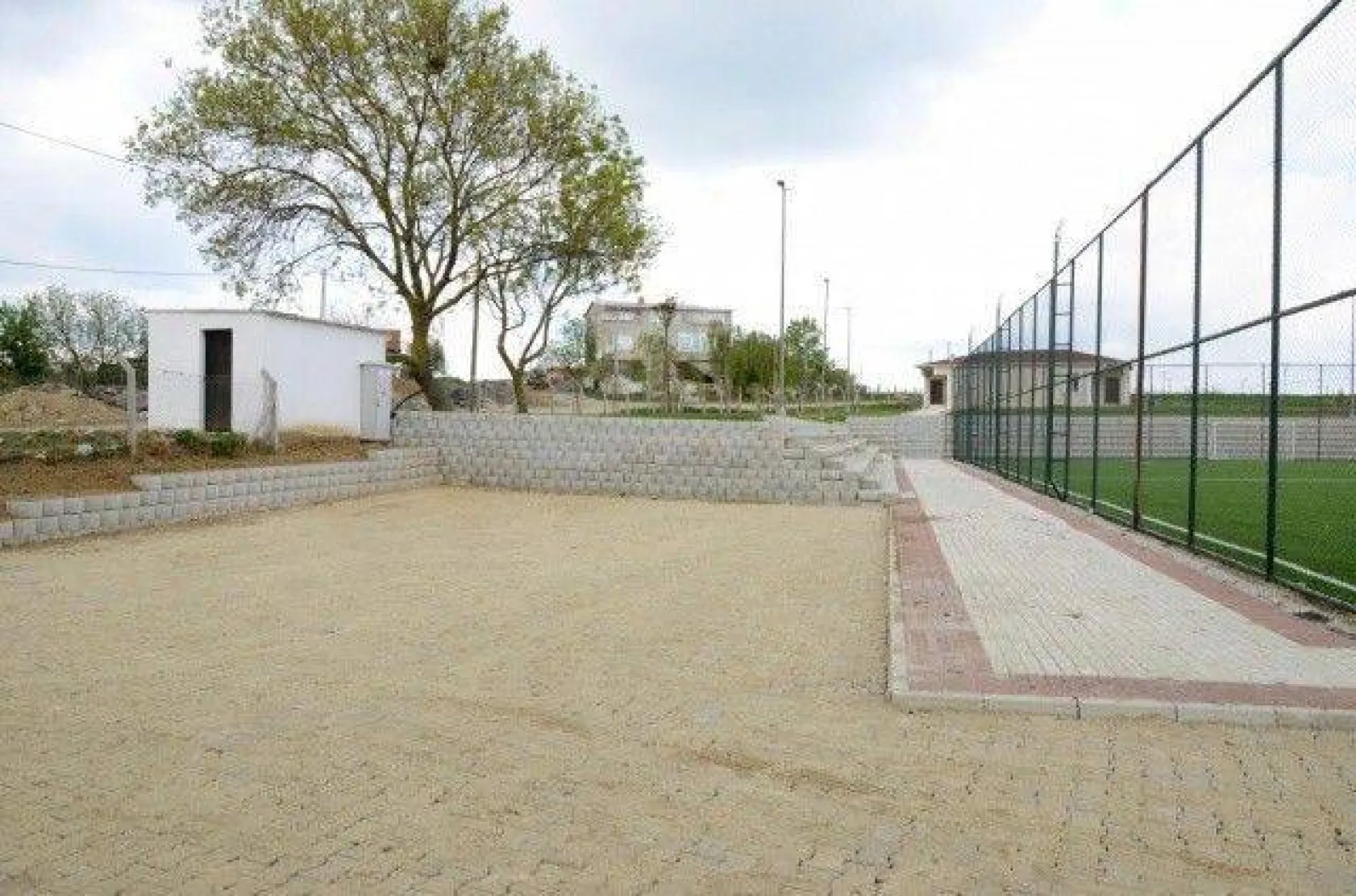 Akören Mahallesi Spor Sahası Tamamlandı