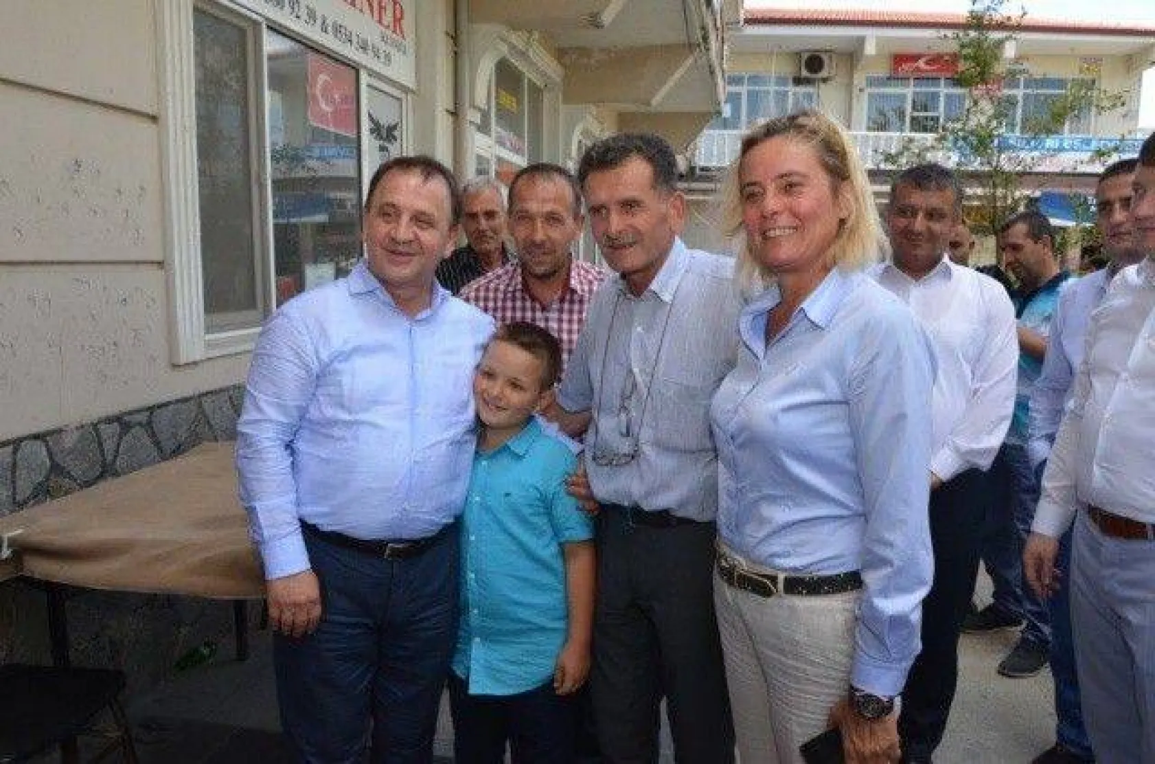 Işıklar Mahallelerde Hemşerileriyle Bayramlaştı