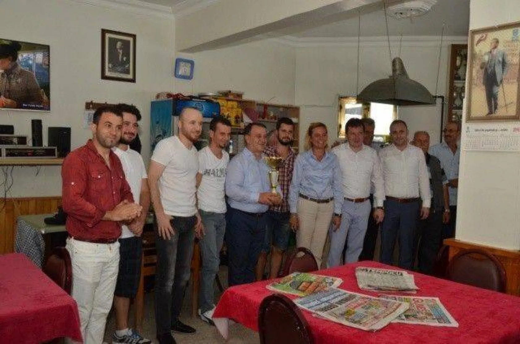 Işıklar Mahallelerde Hemşerileriyle Bayramlaştı