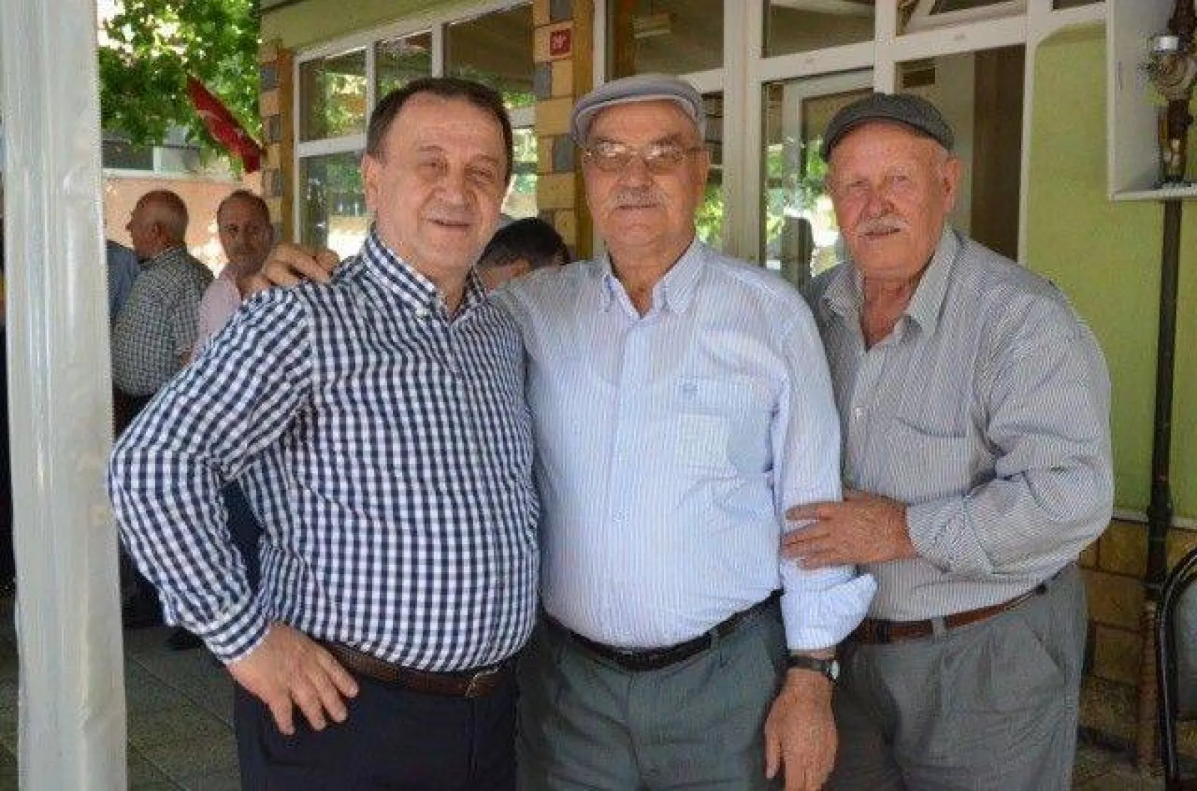 Işıklar Mahallelerde Hemşerileriyle Bayramlaştı