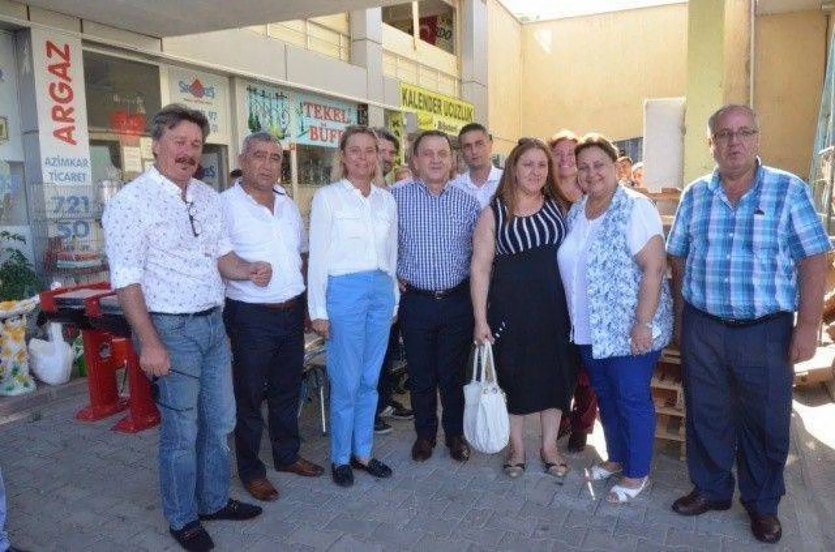 Işıklar Mahallelerde Hemşerileriyle Bayramlaştı