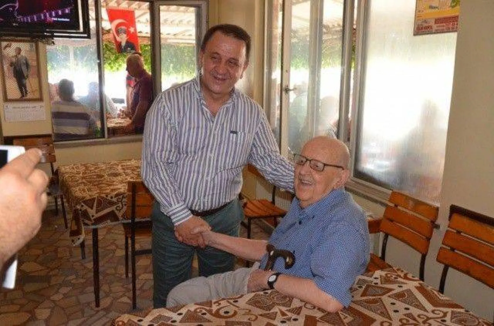 Işıklar Mahallelerde Hemşerileriyle Bayramlaştı