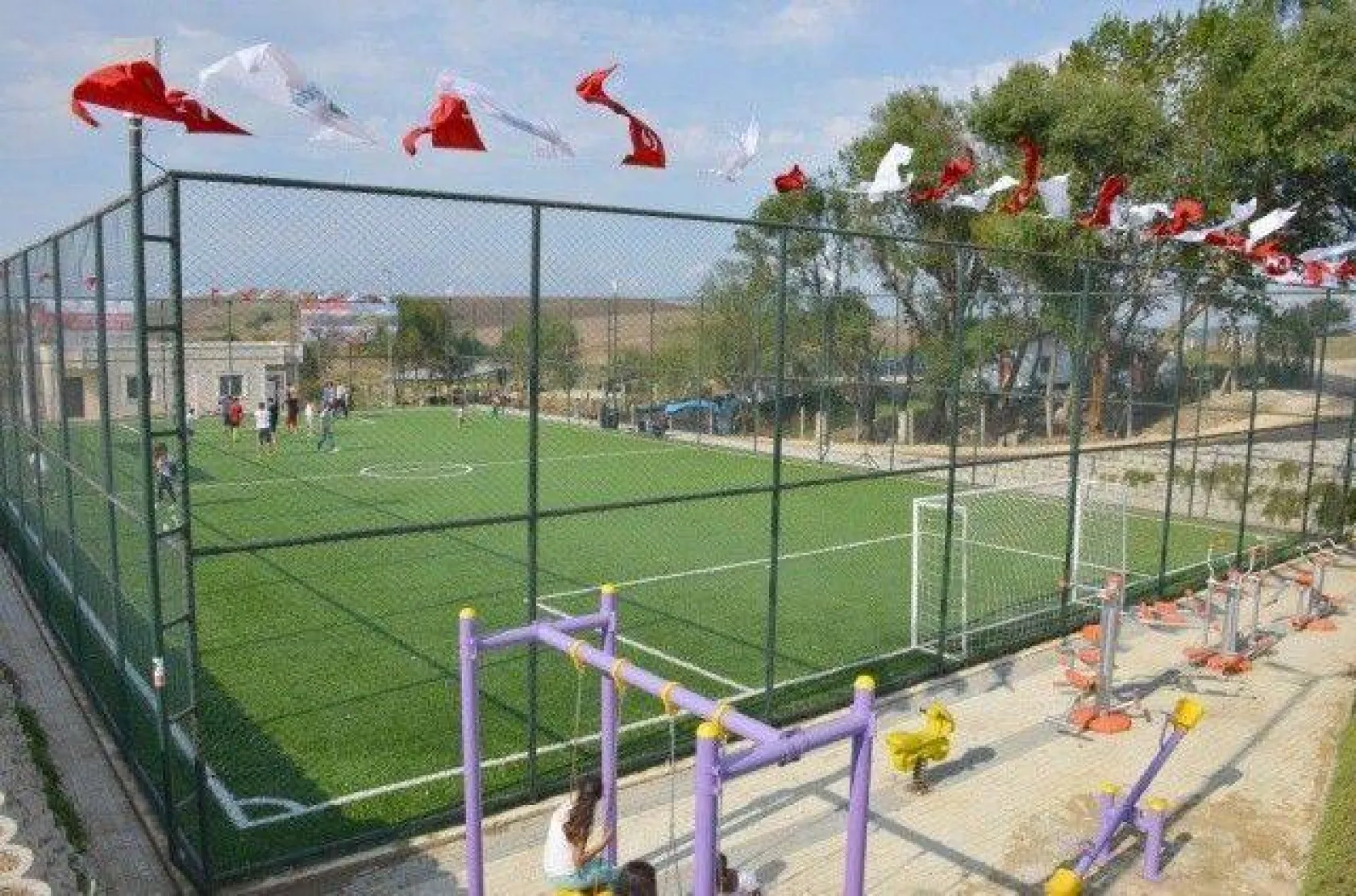 Kadıköy Spor Sahası Açıldı