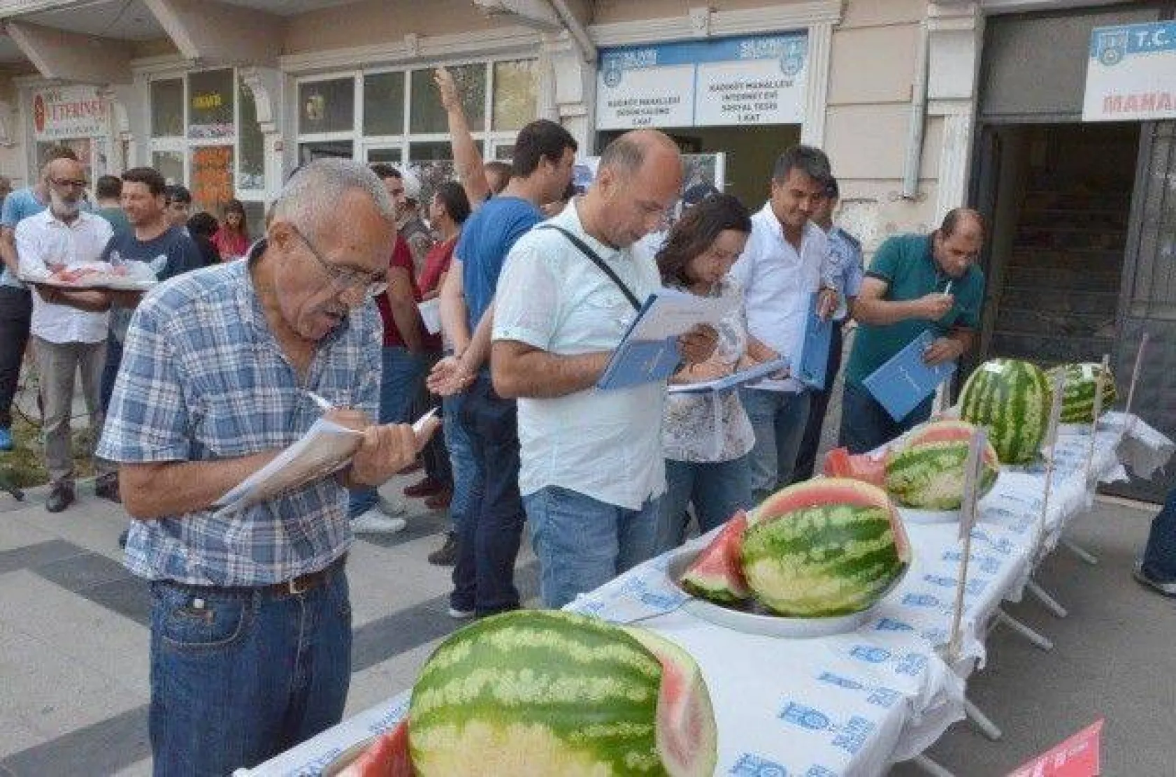 Kadıköy'de En İyi Karpuz Yarışması