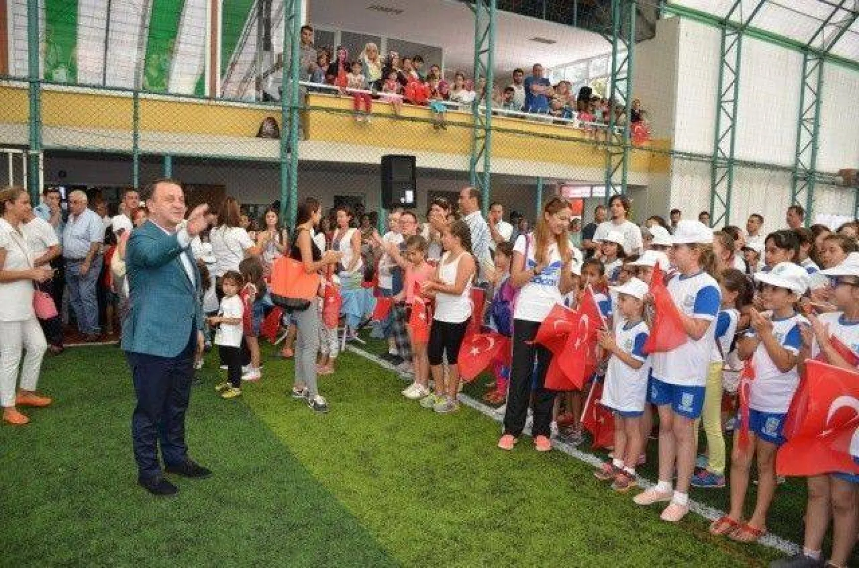 Yaz Spor Okulları Törenle Sona Erdi