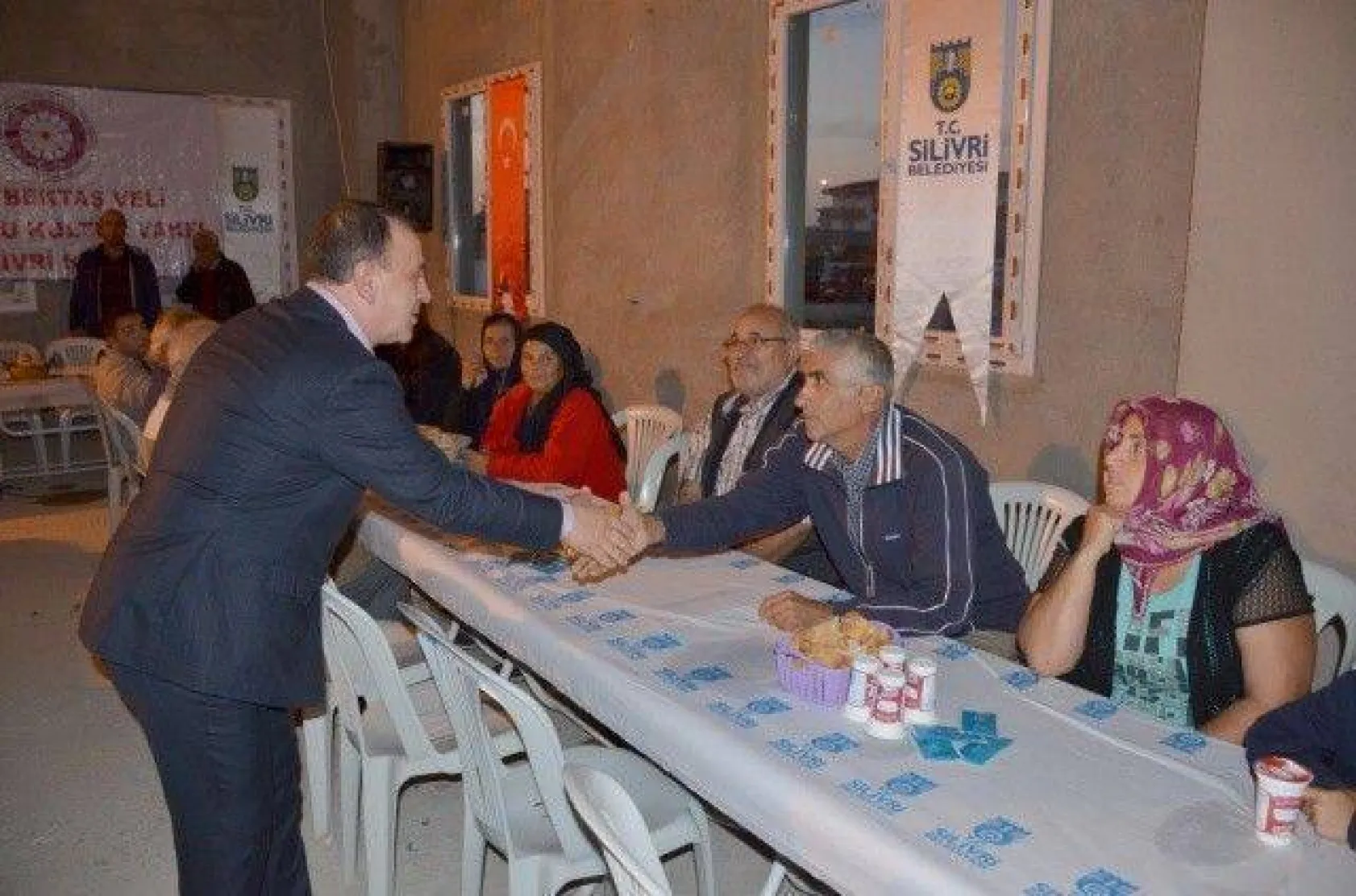 Işıklar Silivri Cemevinde İftar verdi