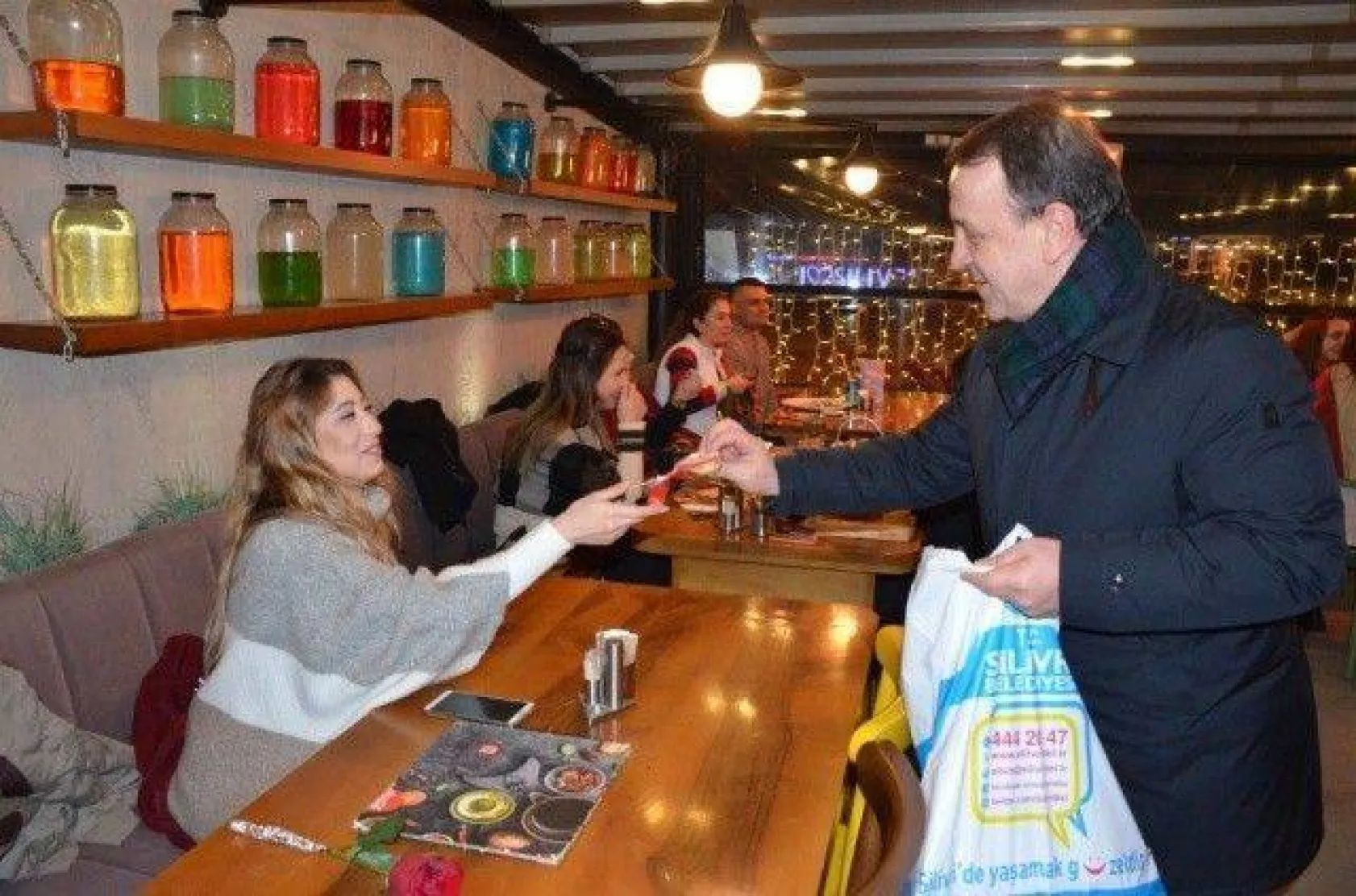 Işıklar: 'Severek Yaşamak Hayata Tutunmaktır'