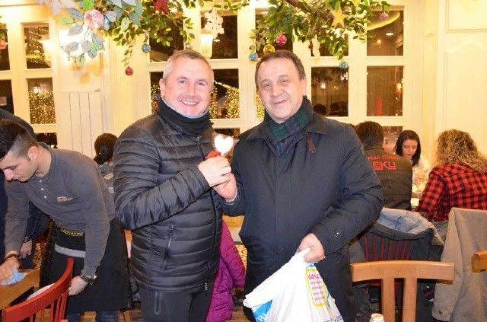 Işıklar: 'Severek Yaşamak Hayata Tutunmaktır'