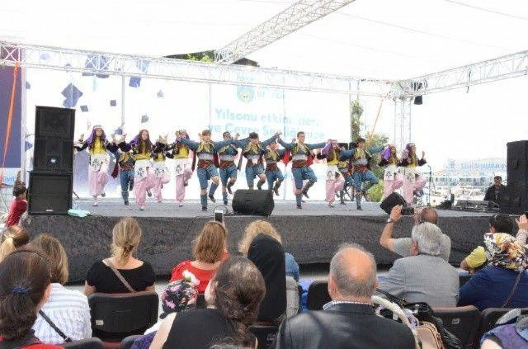 Silivri'de Yılsonu ve Çevre Şenlikleri Yapıldı