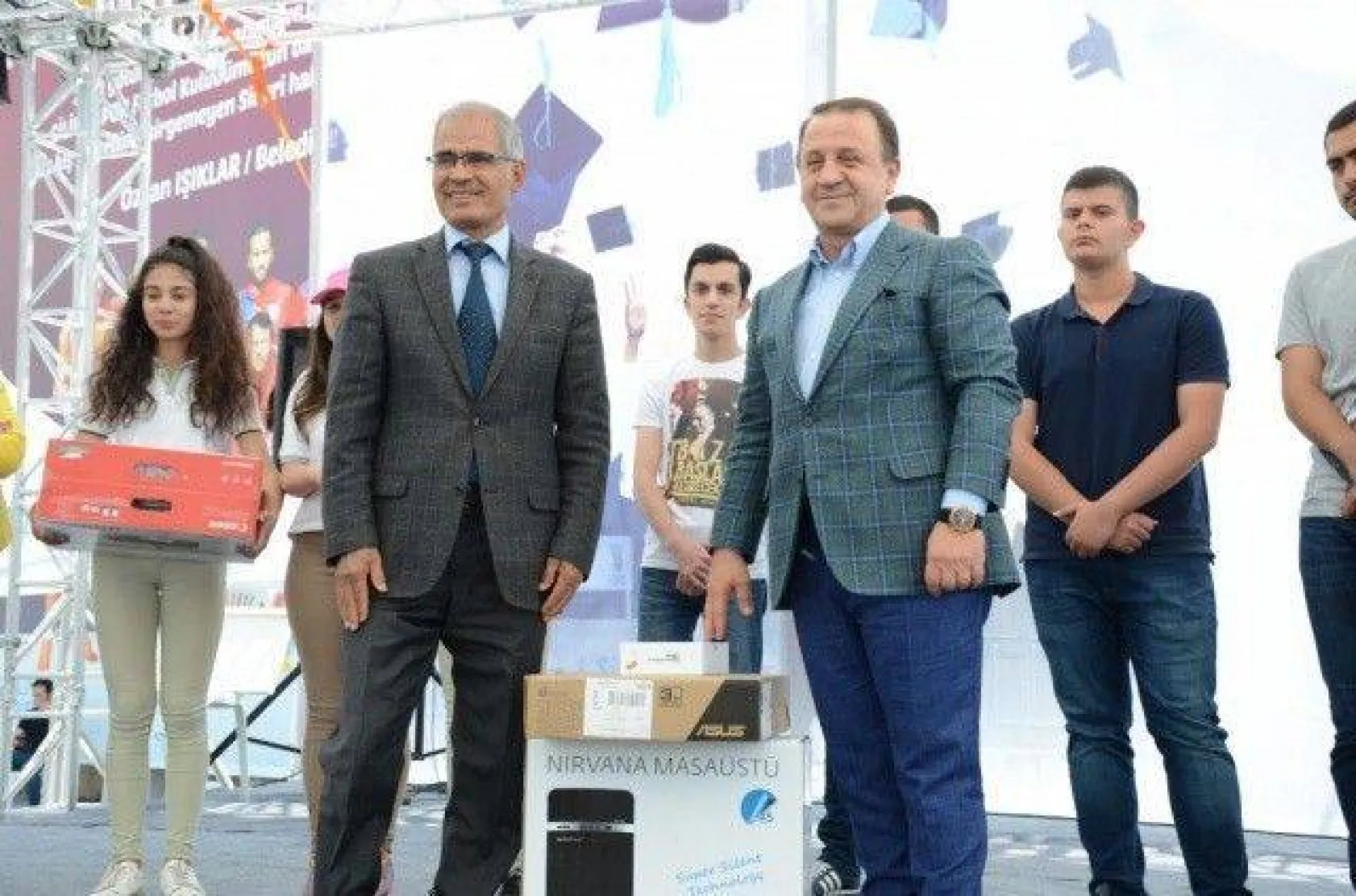 Silivri'de Yılsonu ve Çevre Şenlikleri Yapıldı