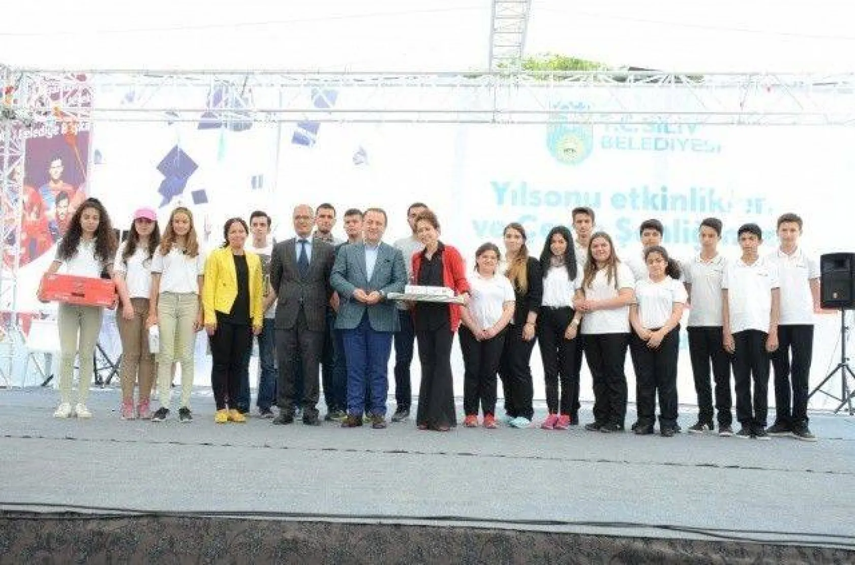 Silivri'de Yılsonu ve Çevre Şenlikleri Yapıldı