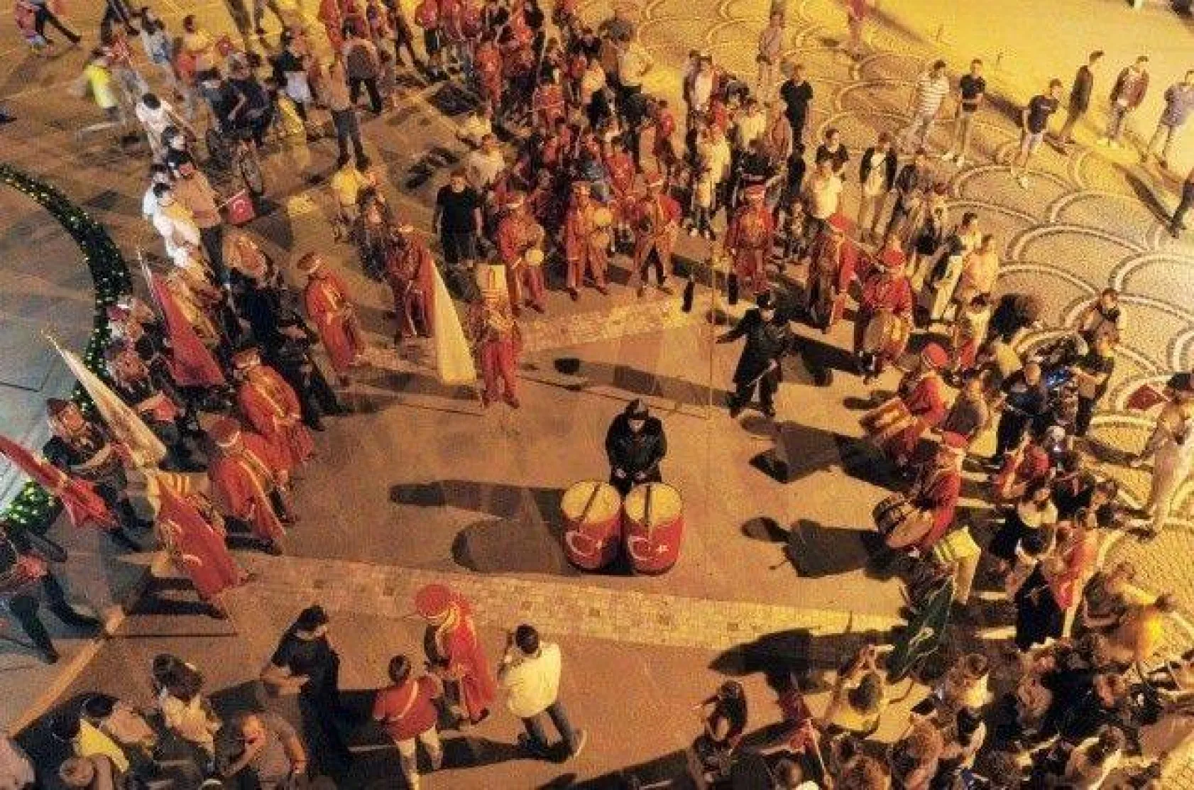 30 Ağustos coşkusu sokaklara taştı