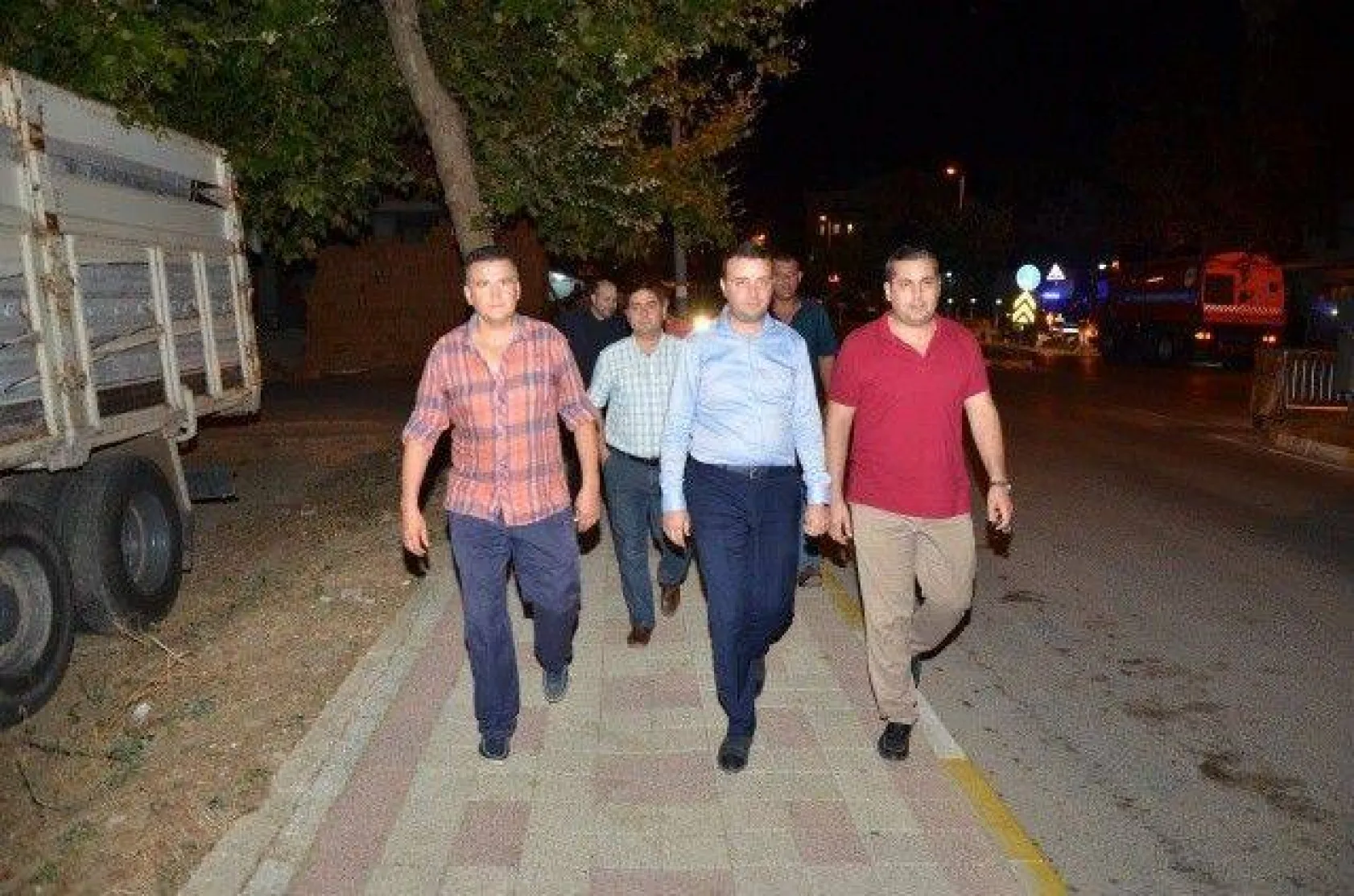 Bozoğlu'ndan Tam Kadro Çanta Çıkarması