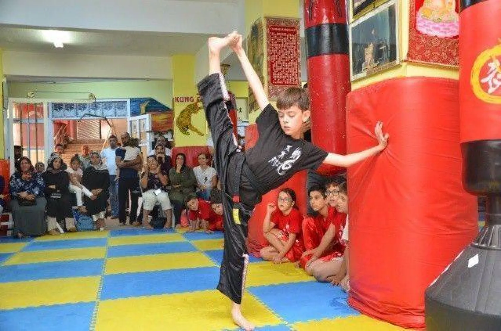 'Kılıcın Keskin Olsun Başkan Bozoğlu'