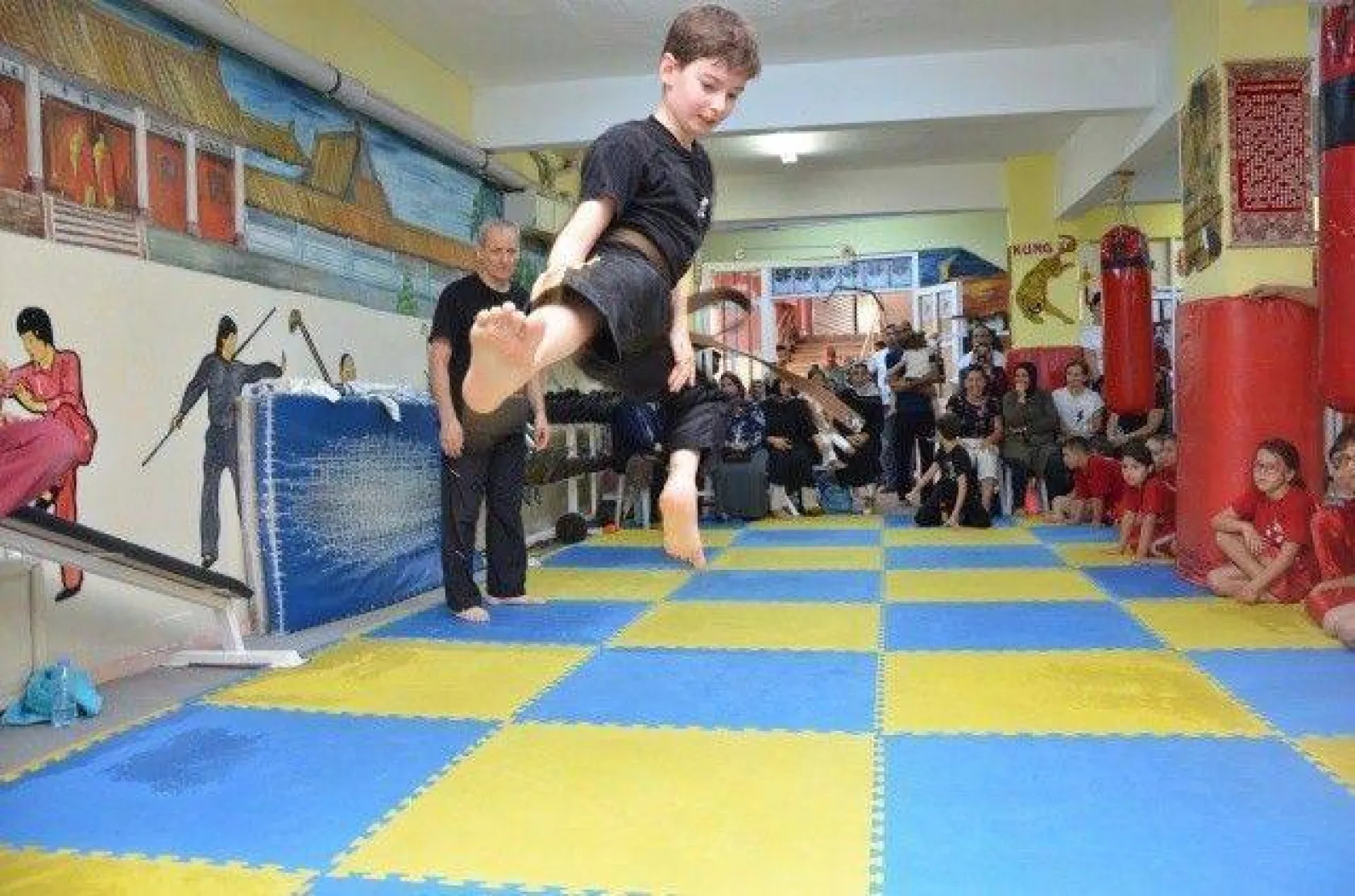 'Kılıcın Keskin Olsun Başkan Bozoğlu'