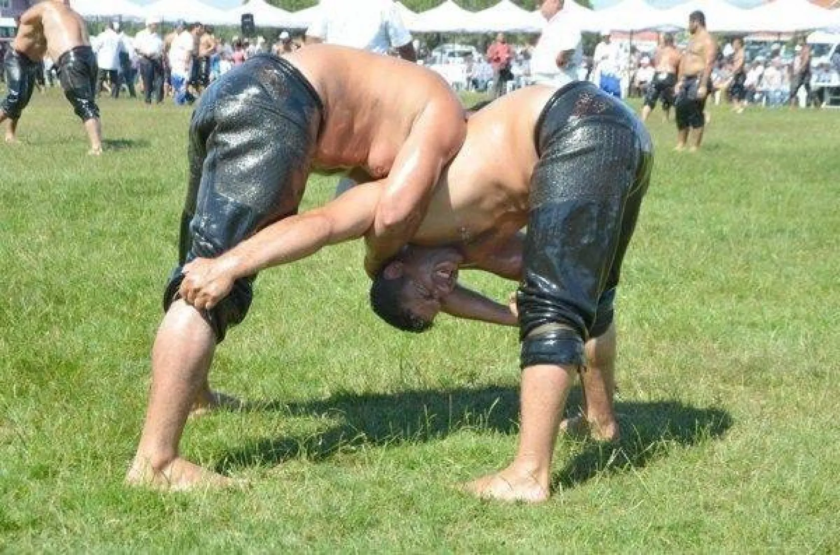 400 Güreşçi Silivri Er Meydanında Yarıştı