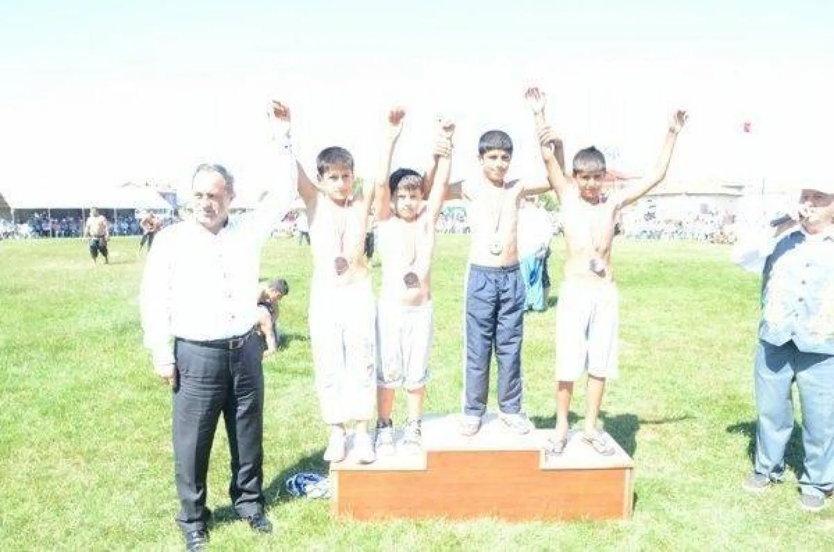 400 Güreşçi Silivri Er Meydanında Yarıştı