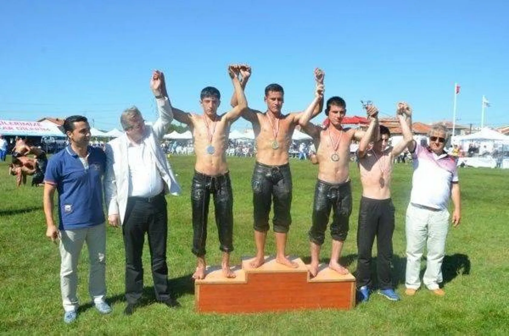 400 Güreşçi Silivri Er Meydanında Yarıştı