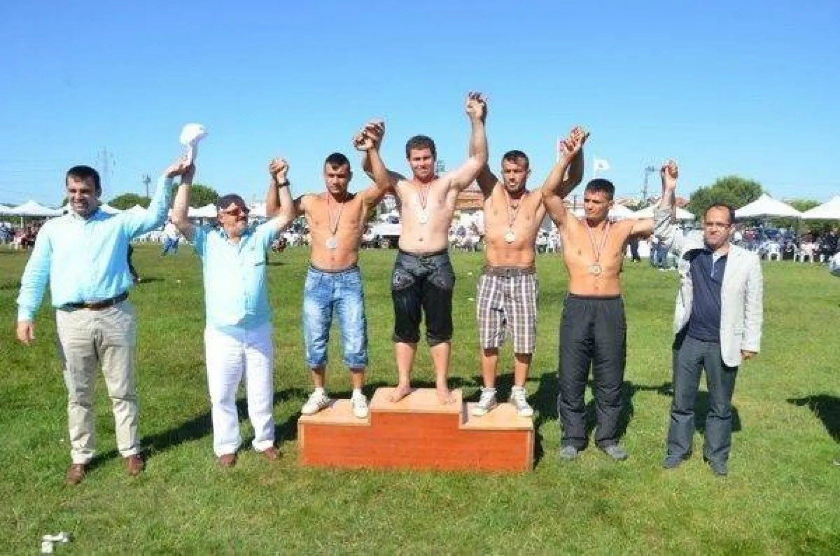 400 Güreşçi Silivri Er Meydanında Yarıştı