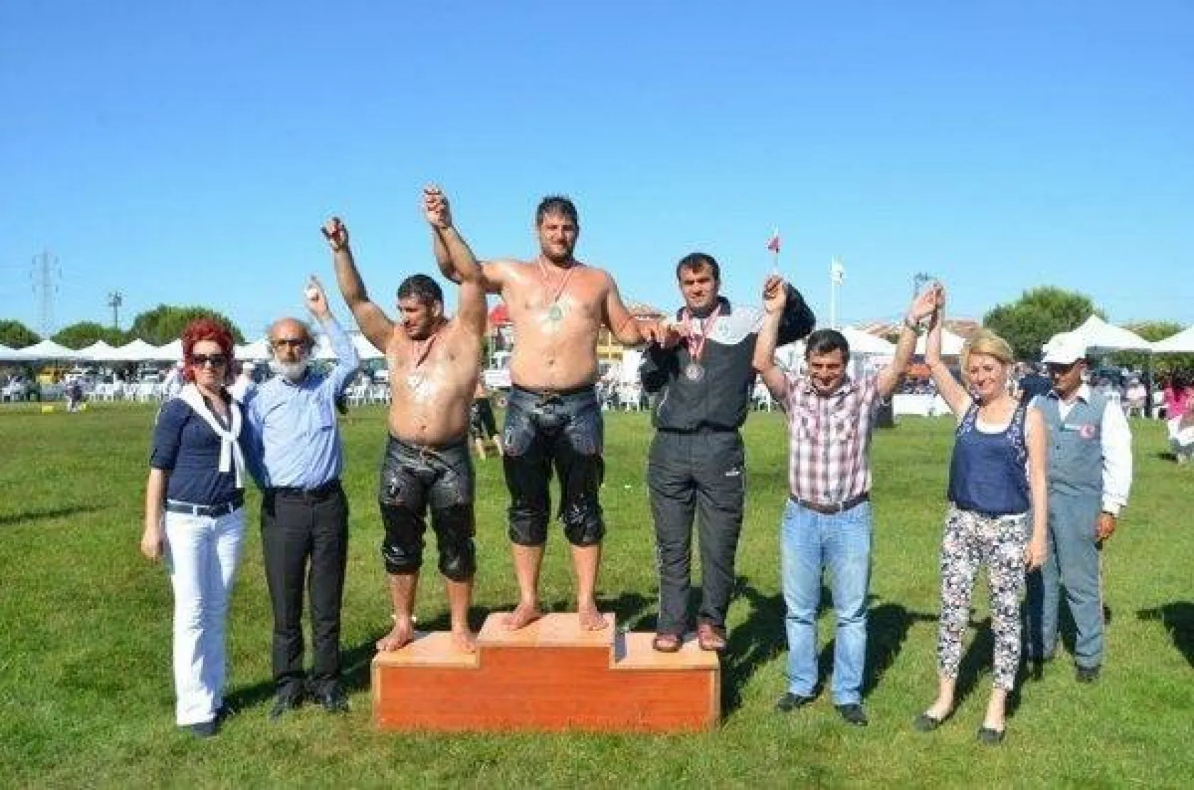 400 Güreşçi Silivri Er Meydanında Yarıştı