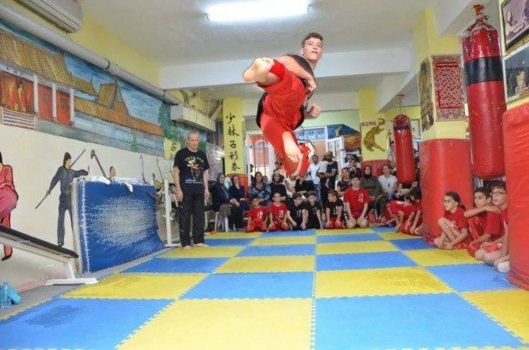 'Kılıcın Keskin Olsun Başkan Bozoğlu'