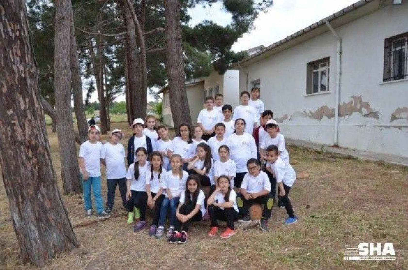 İzciler kamp ateşini yaktı