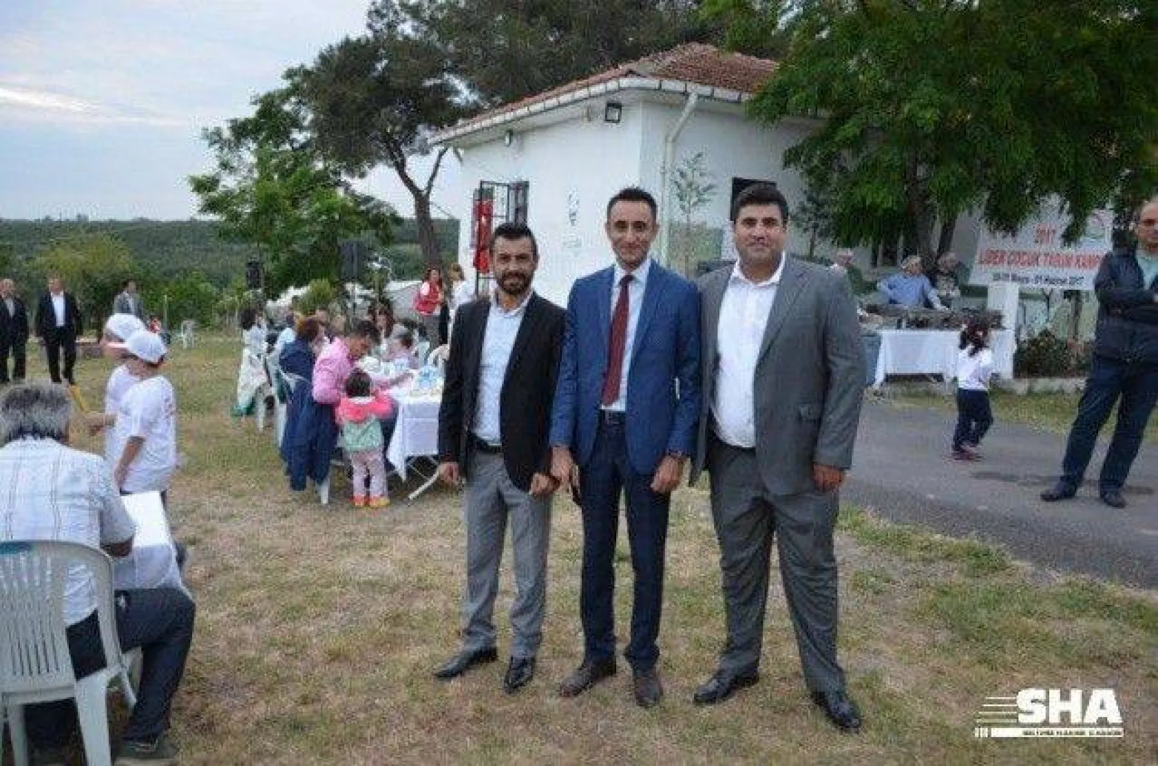 İzciler kamp ateşini yaktı