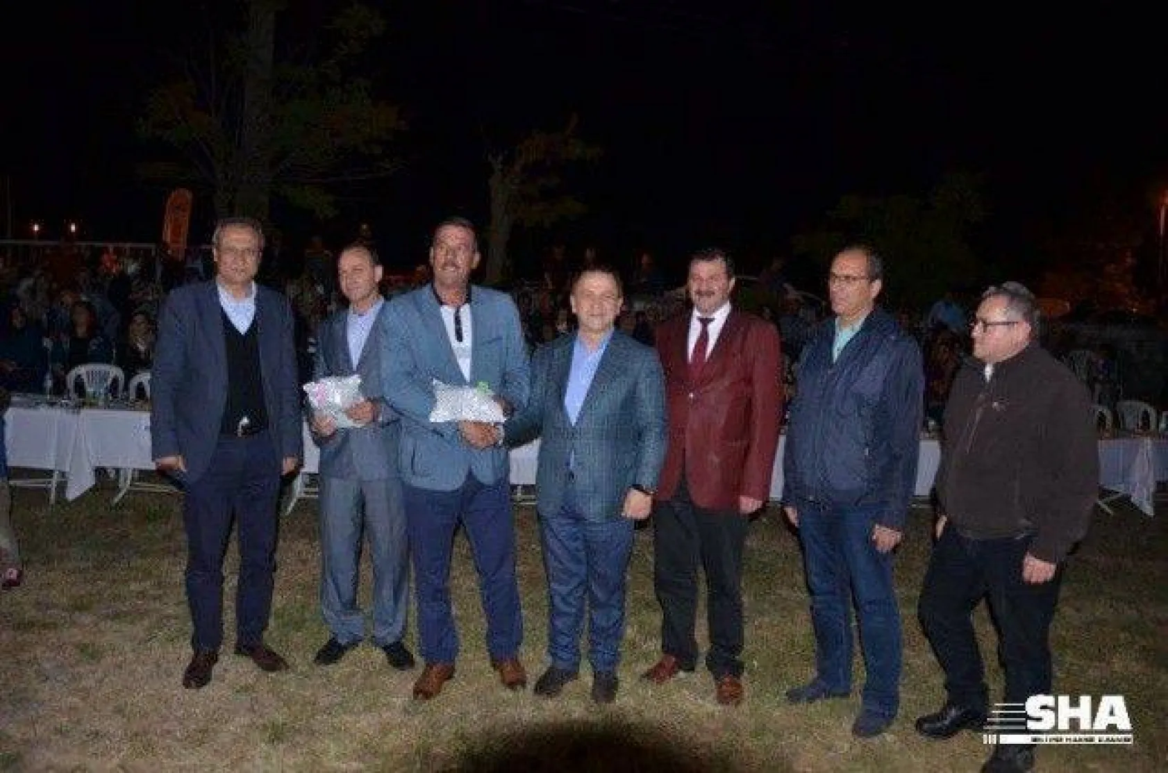 İzciler kamp ateşini yaktı