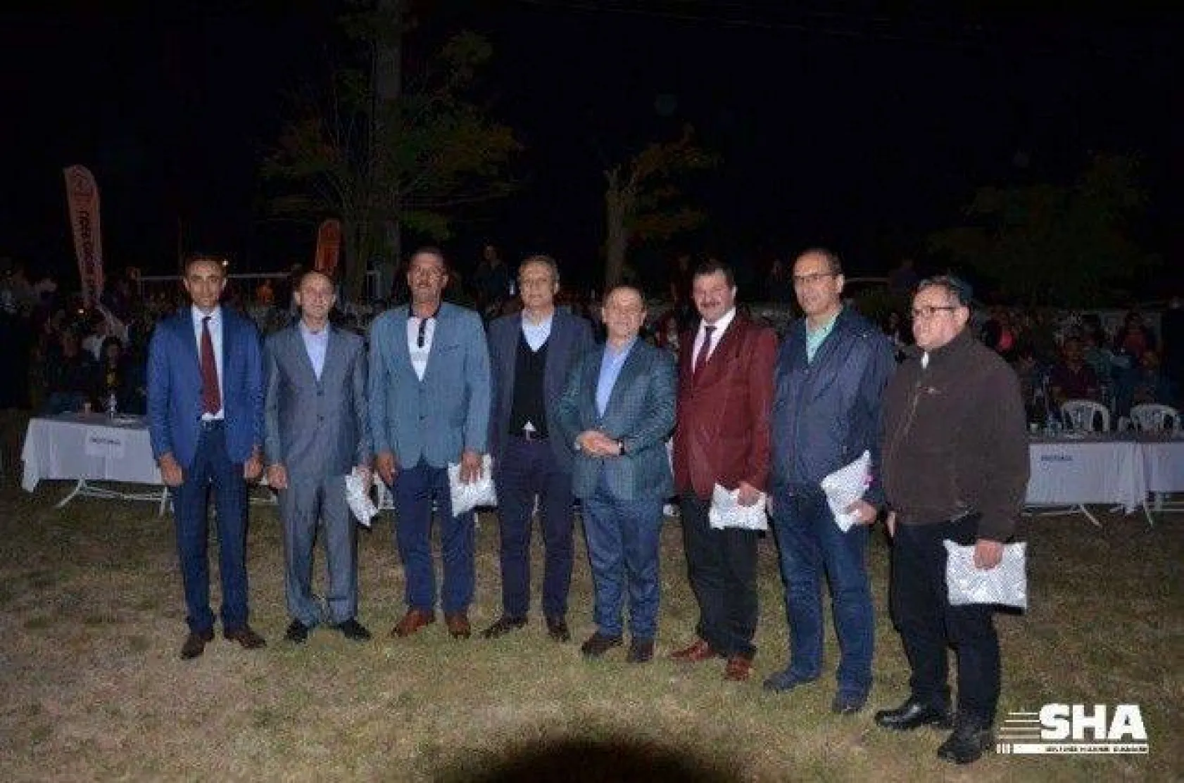 İzciler kamp ateşini yaktı