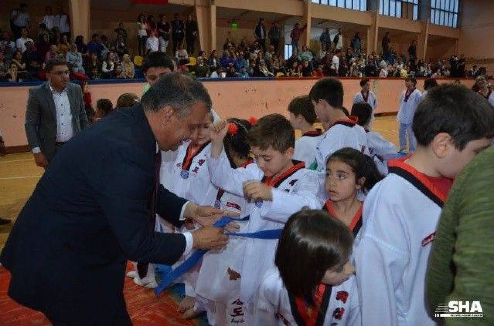 Genç Taekwondocular kuşak heyecanı yaşadı