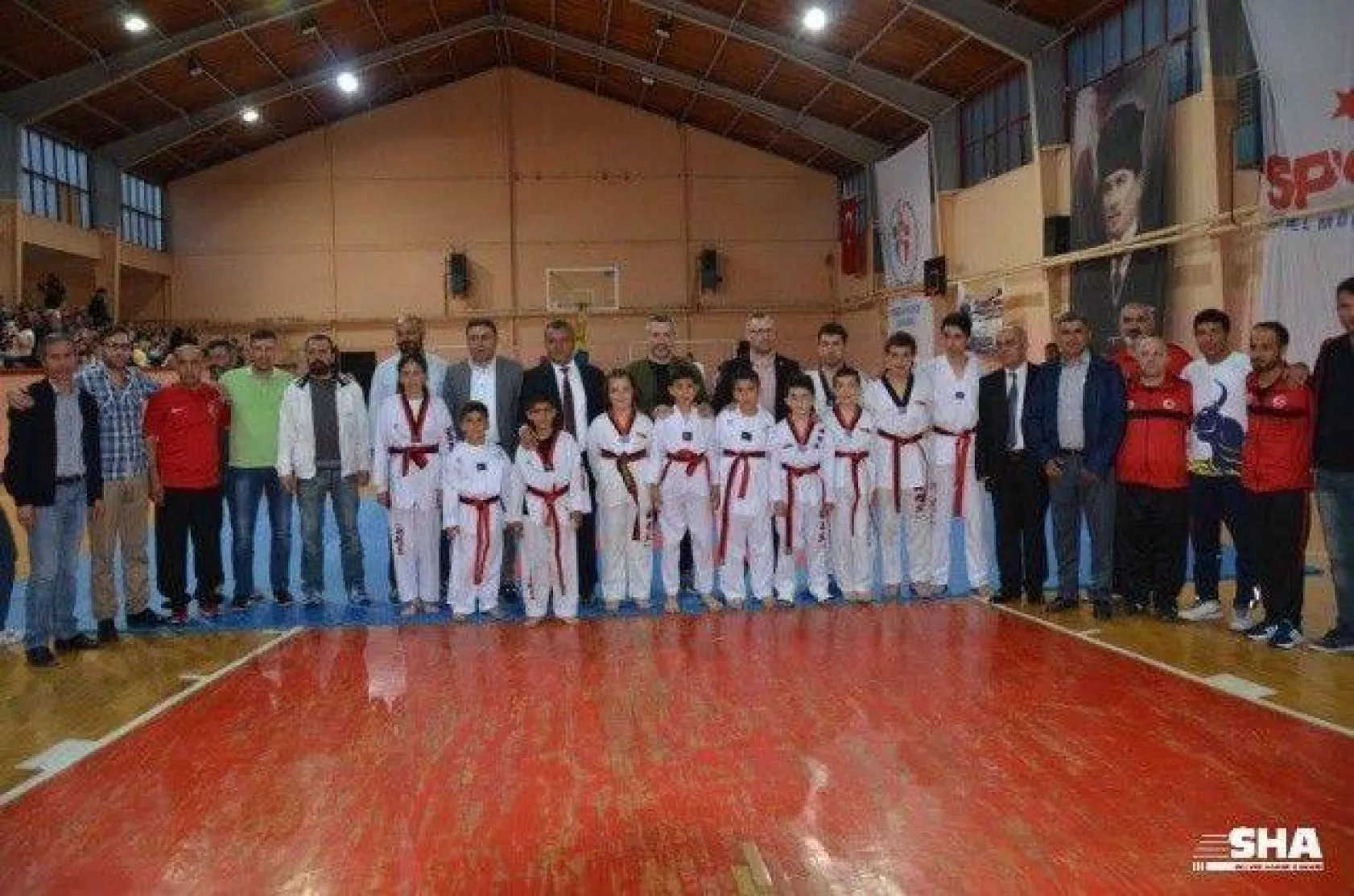 Genç Taekwondocular kuşak heyecanı yaşadı