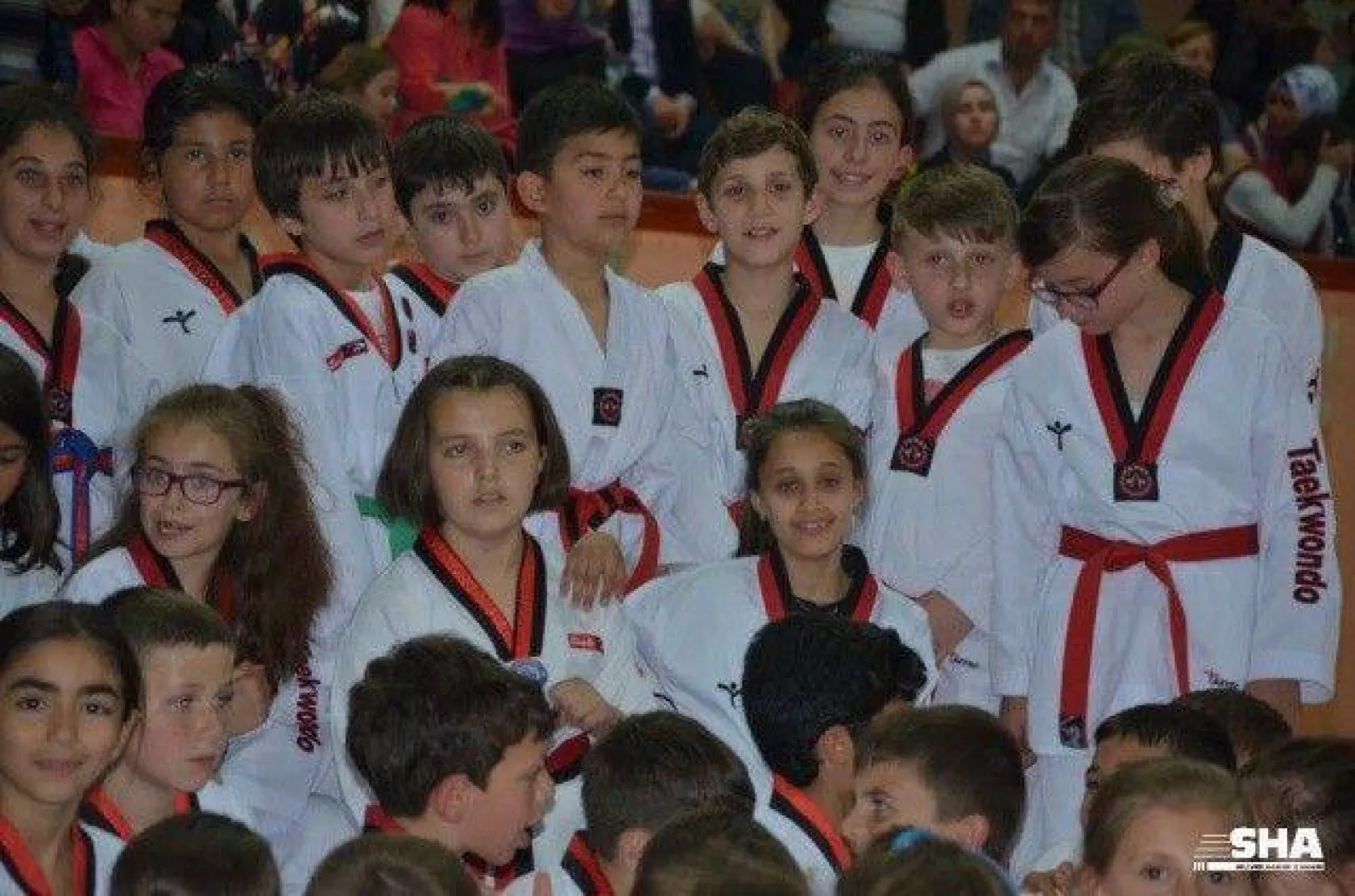 Genç Taekwondocular kuşak heyecanı yaşadı
