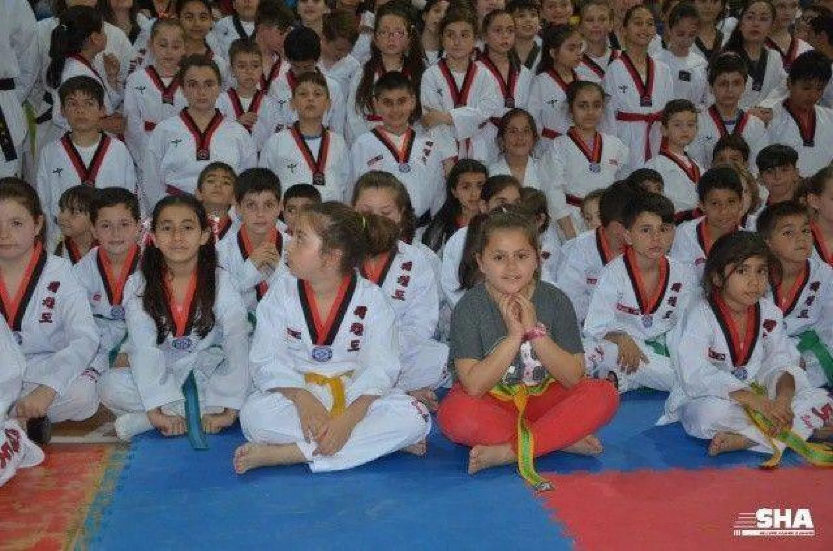 Genç Taekwondocular kuşak heyecanı yaşadı