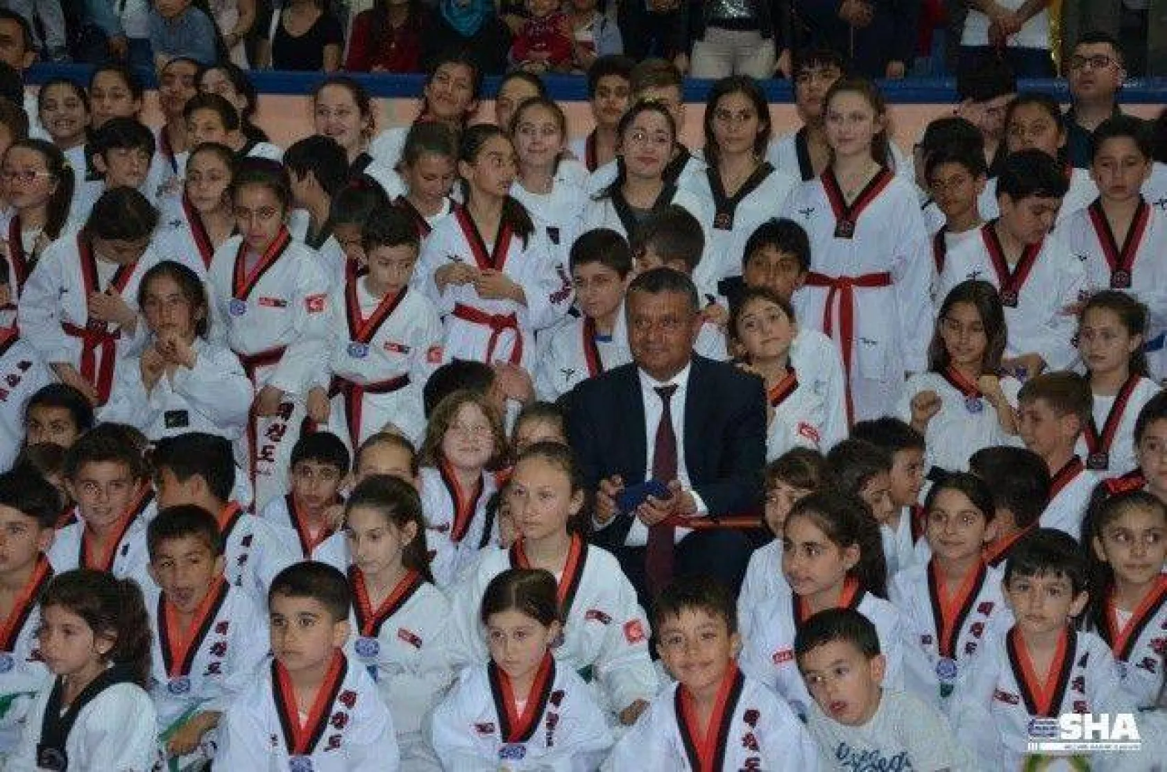 Genç Taekwondocular kuşak heyecanı yaşadı