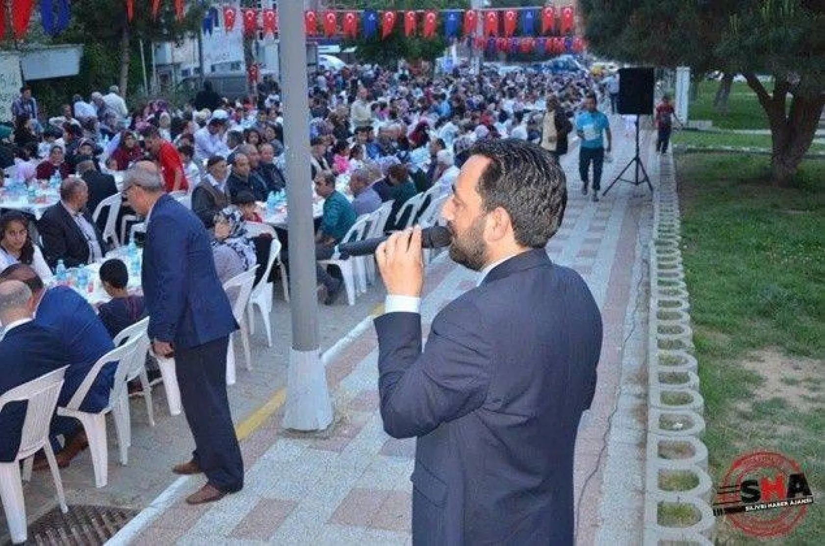 Gümüşyaka'daki sokak iftarında buluştular