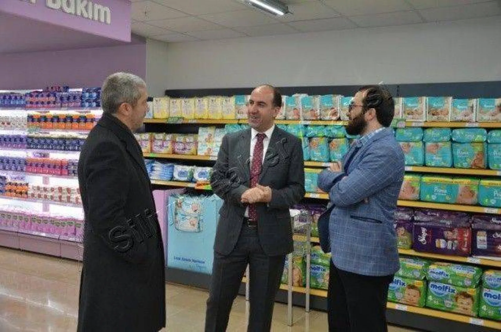 File market 40.şubesini açtı