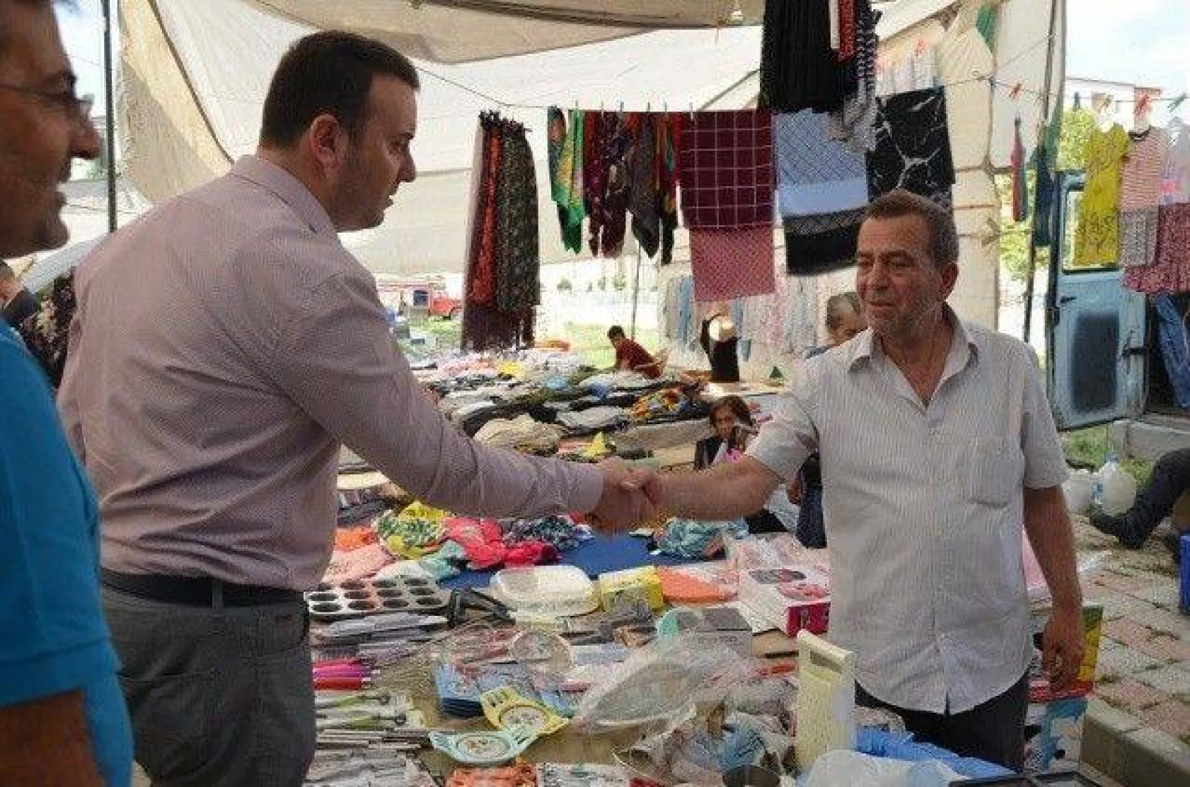 Bozoğlu 'Belediye hizmetsizlik kanserine yakalanmış'