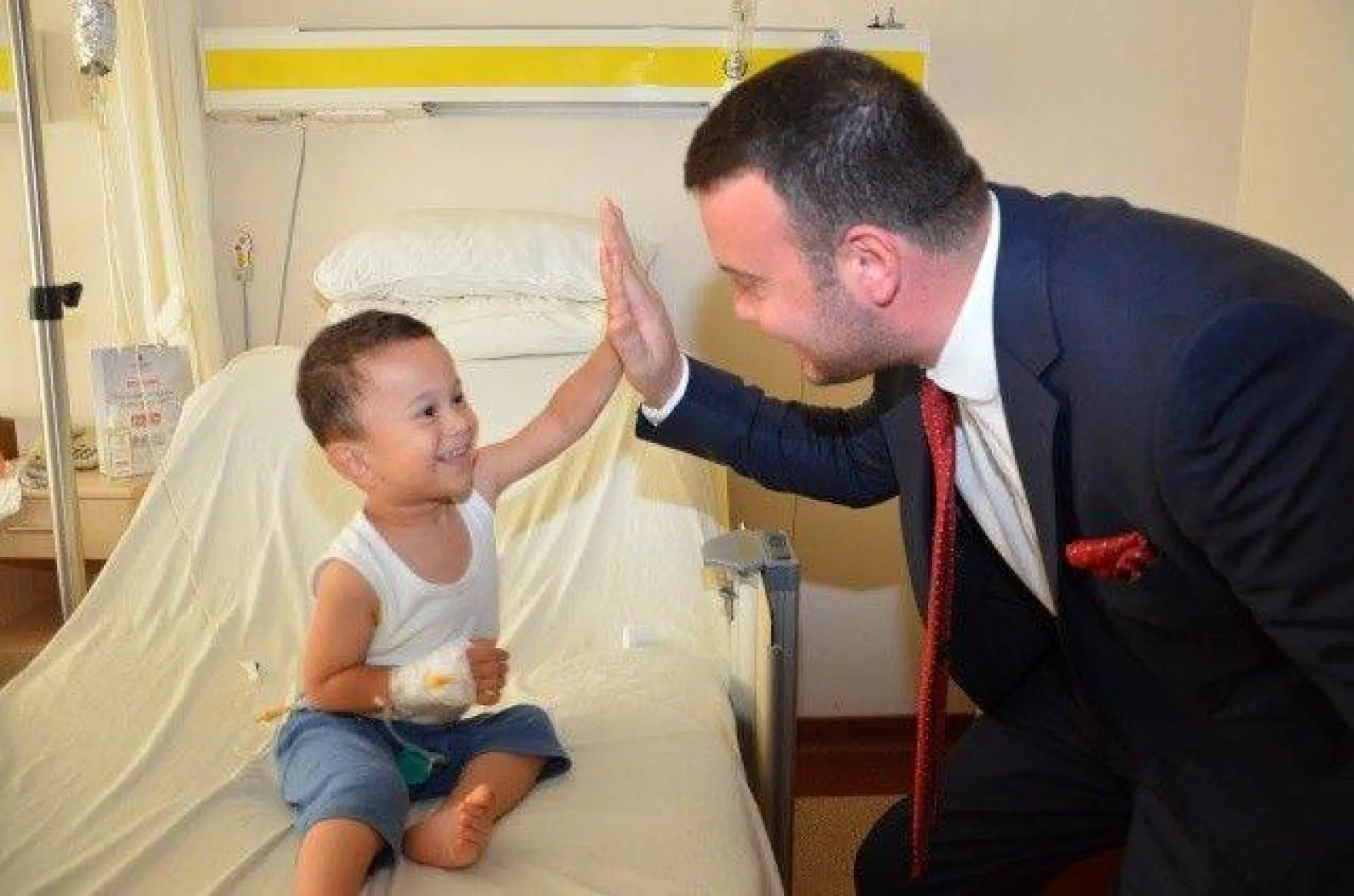 Bozoğlu, İBB'den 50 Kişilik Ekiple Çıkarma Yaptı